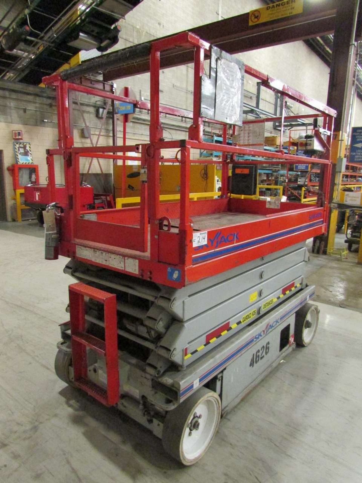 2004 SkyJack SJIII 4626 Electric Scissor Lift