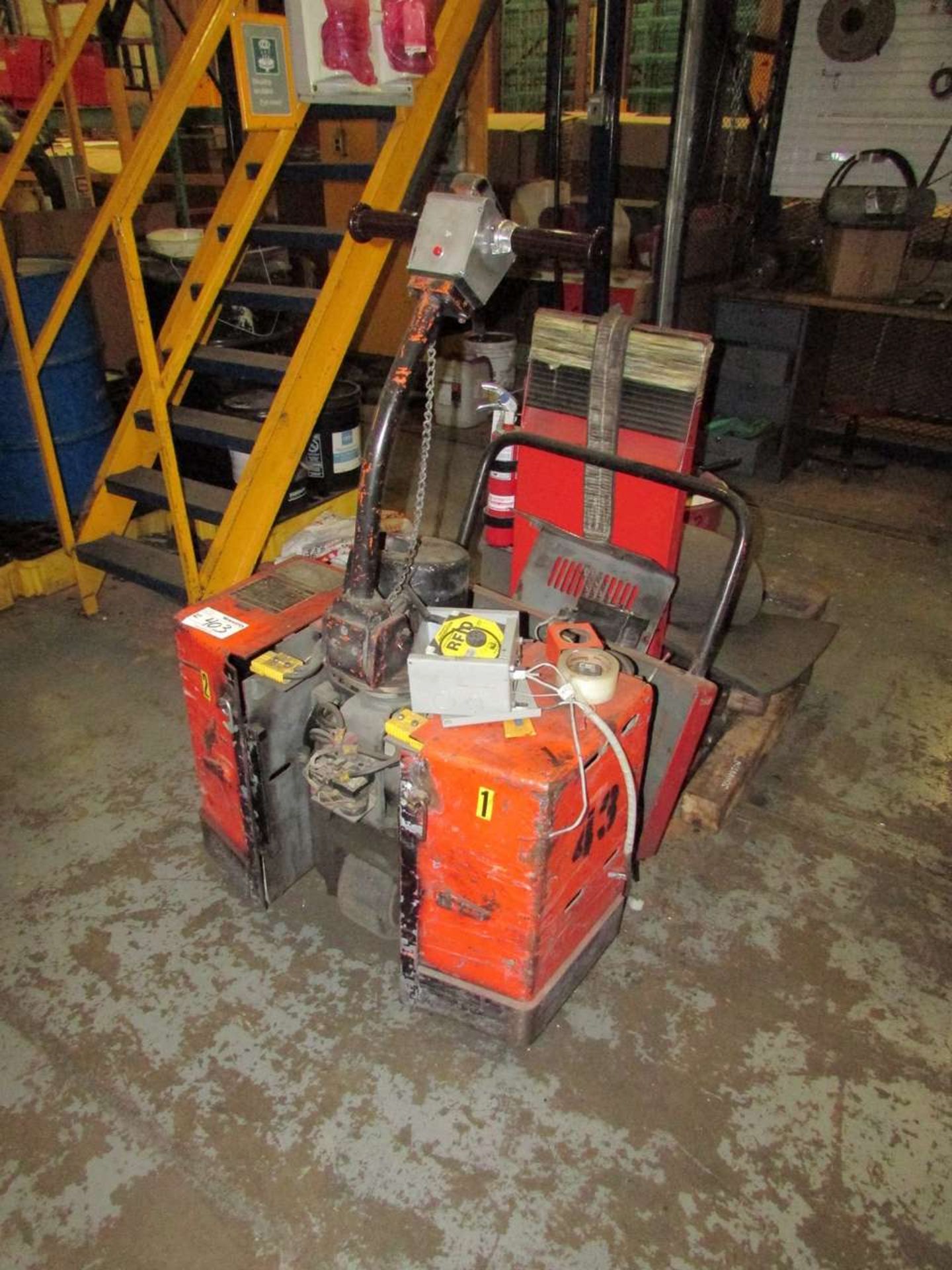 Raymond 10FR40L Electric Pallet Jack