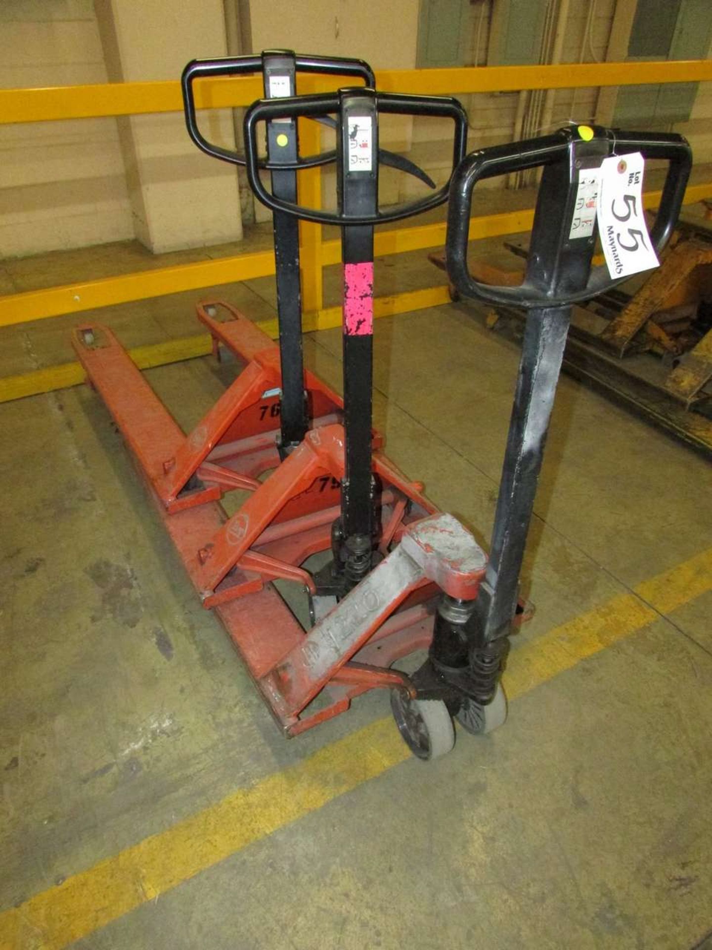 BT LHM230U (3) Pallet Jacks