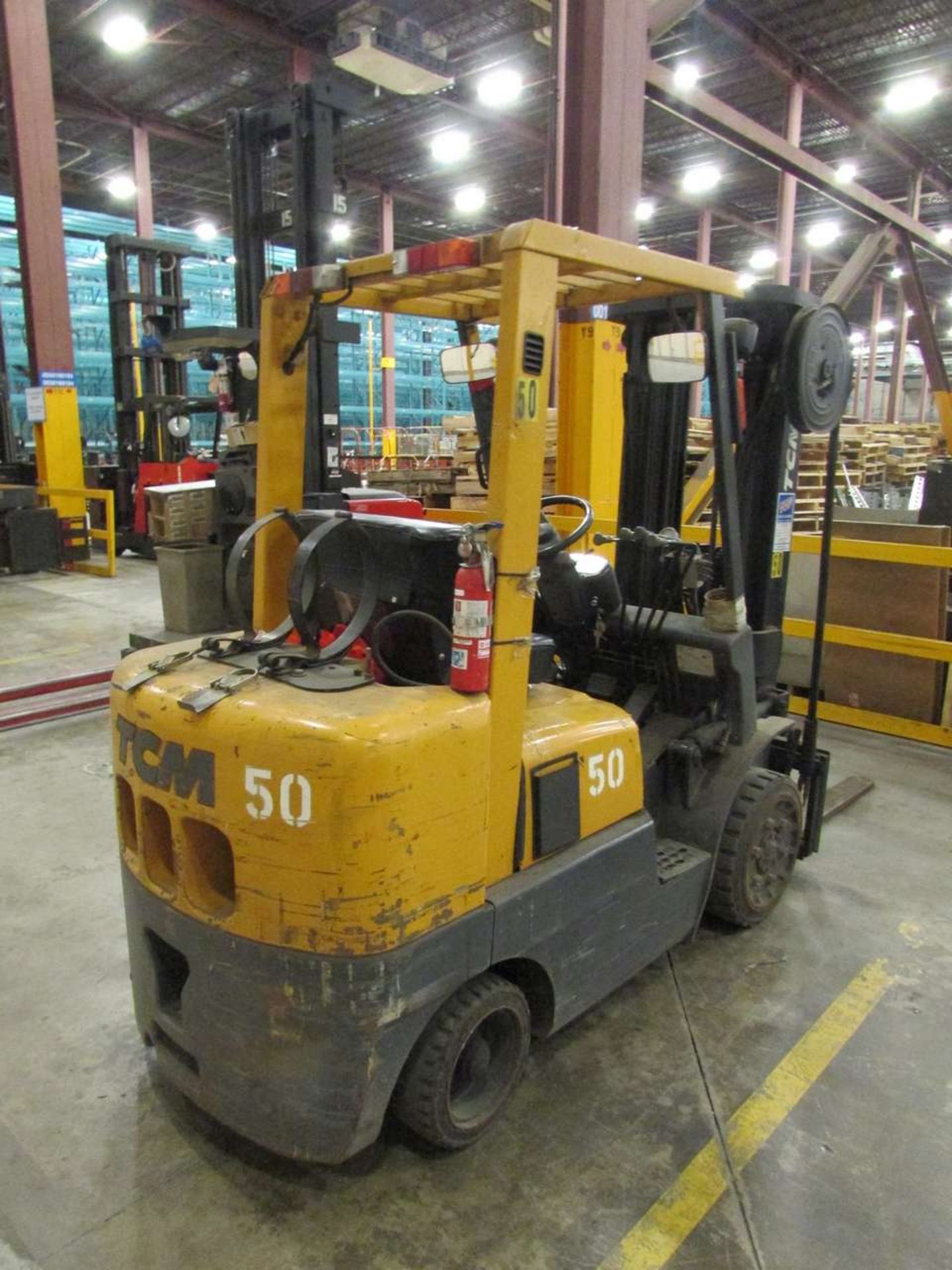 2000 TCM FCG25F9 LP Fork Truck - Image 3 of 6