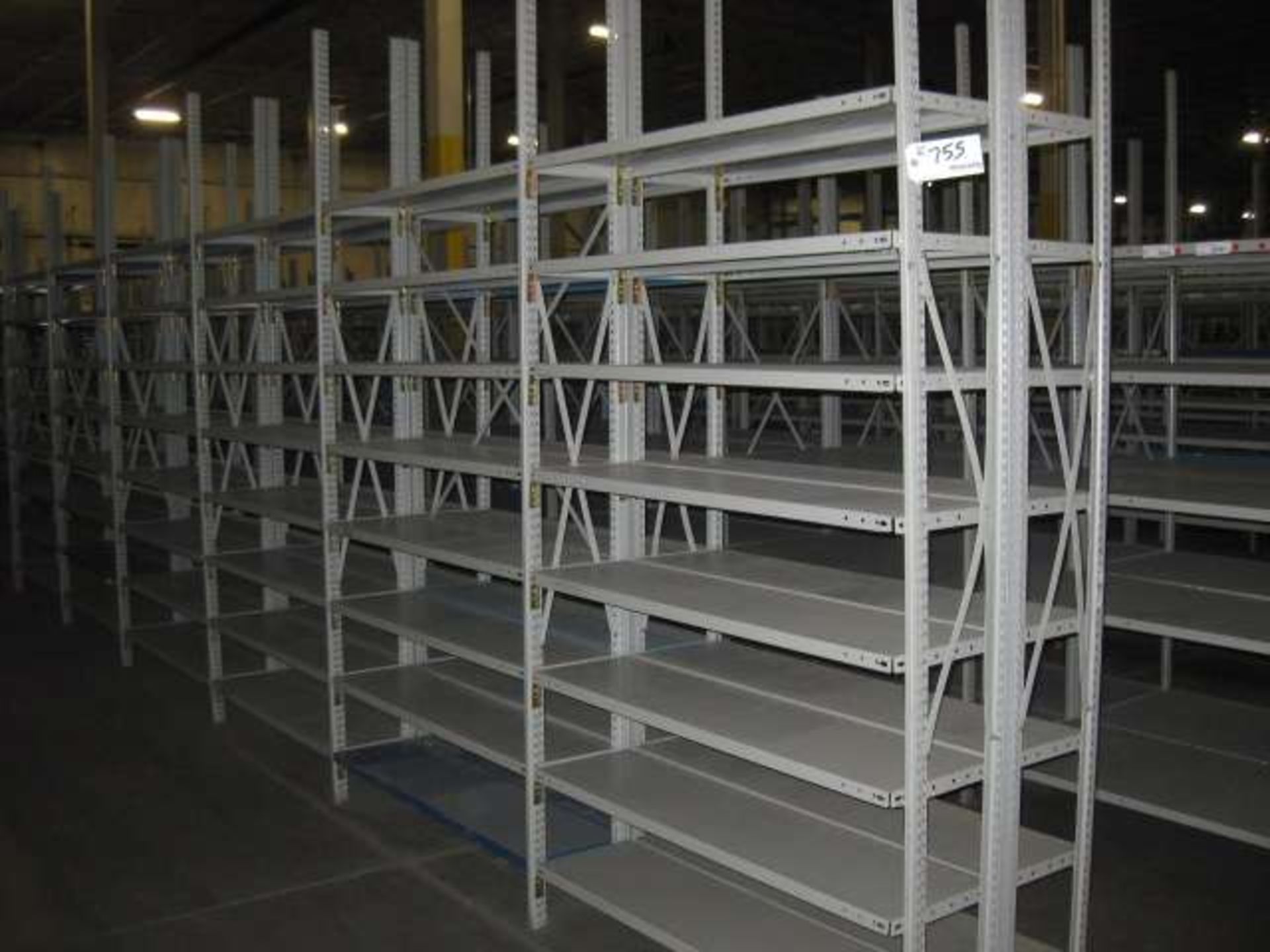 Panel Shelving, 18-Sections, 1' x 4'