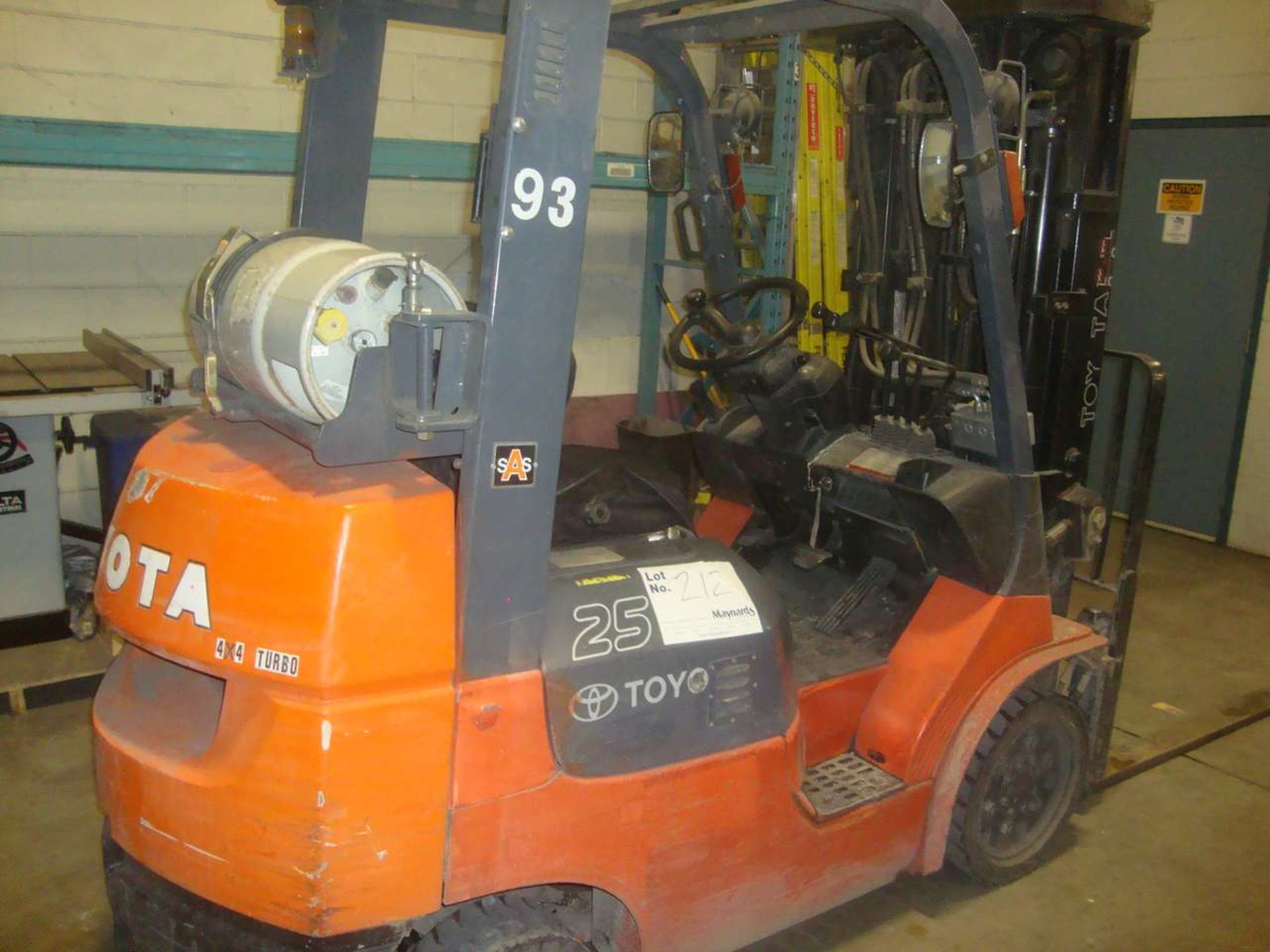 Toyota 42-7F6CU25 Counterbalance Forklift, Propane, 10831.5 Hrs