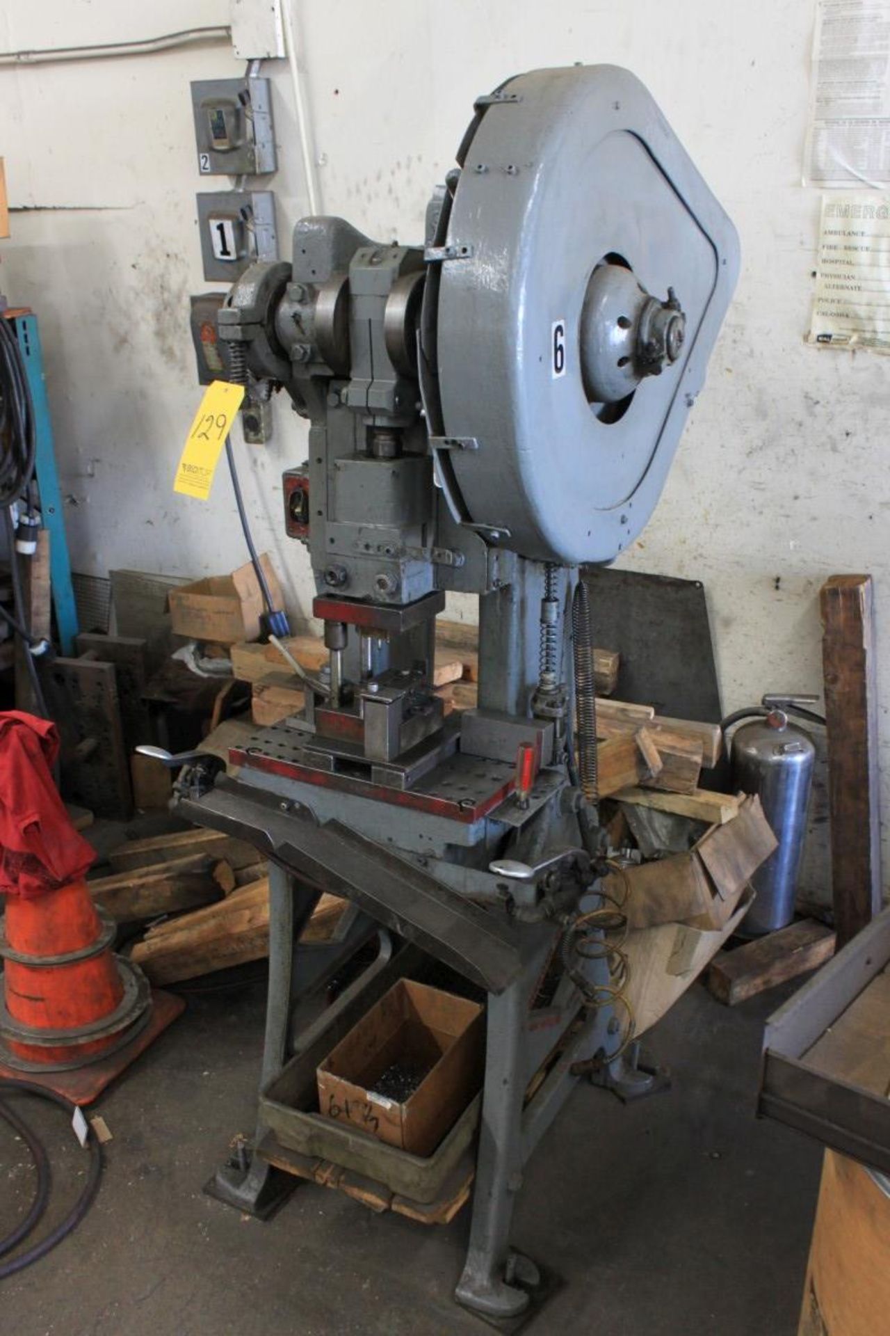 Diamond Mach Tool Co. No. 14 OBI Punch Press, Bed Size: 16'' L to R, 8'' F to B, 1 HP Motor (Located - Image 4 of 4