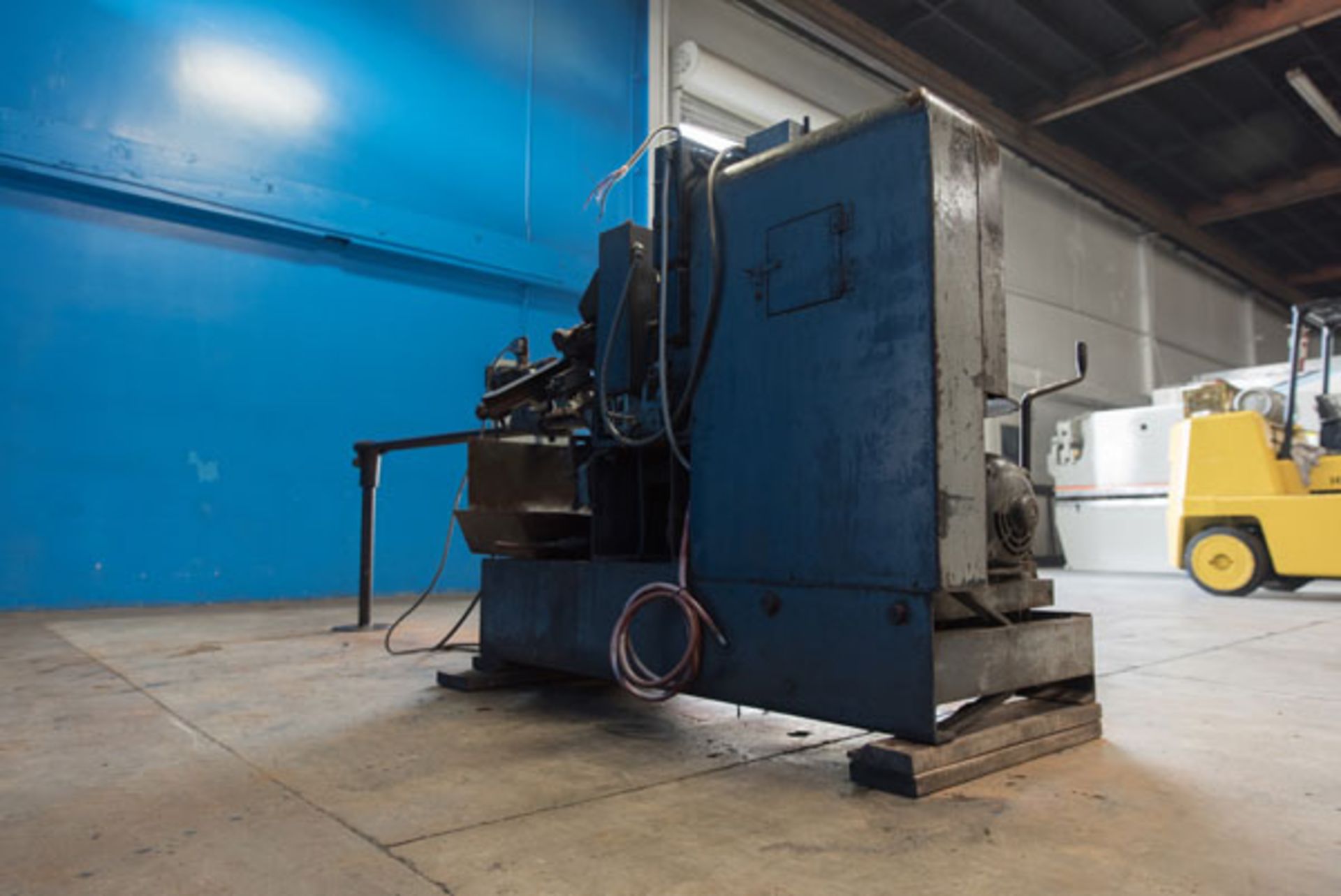 2'' Modern Tube Cut-Off Machine, Mdl. 2A, Located in Huntington Park, CA - Image 9 of 11