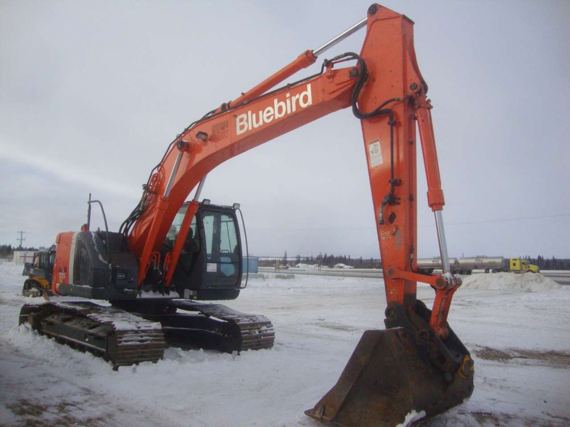 2013 Hitachi ZX225USLC-3 Excavator - Image 2 of 16