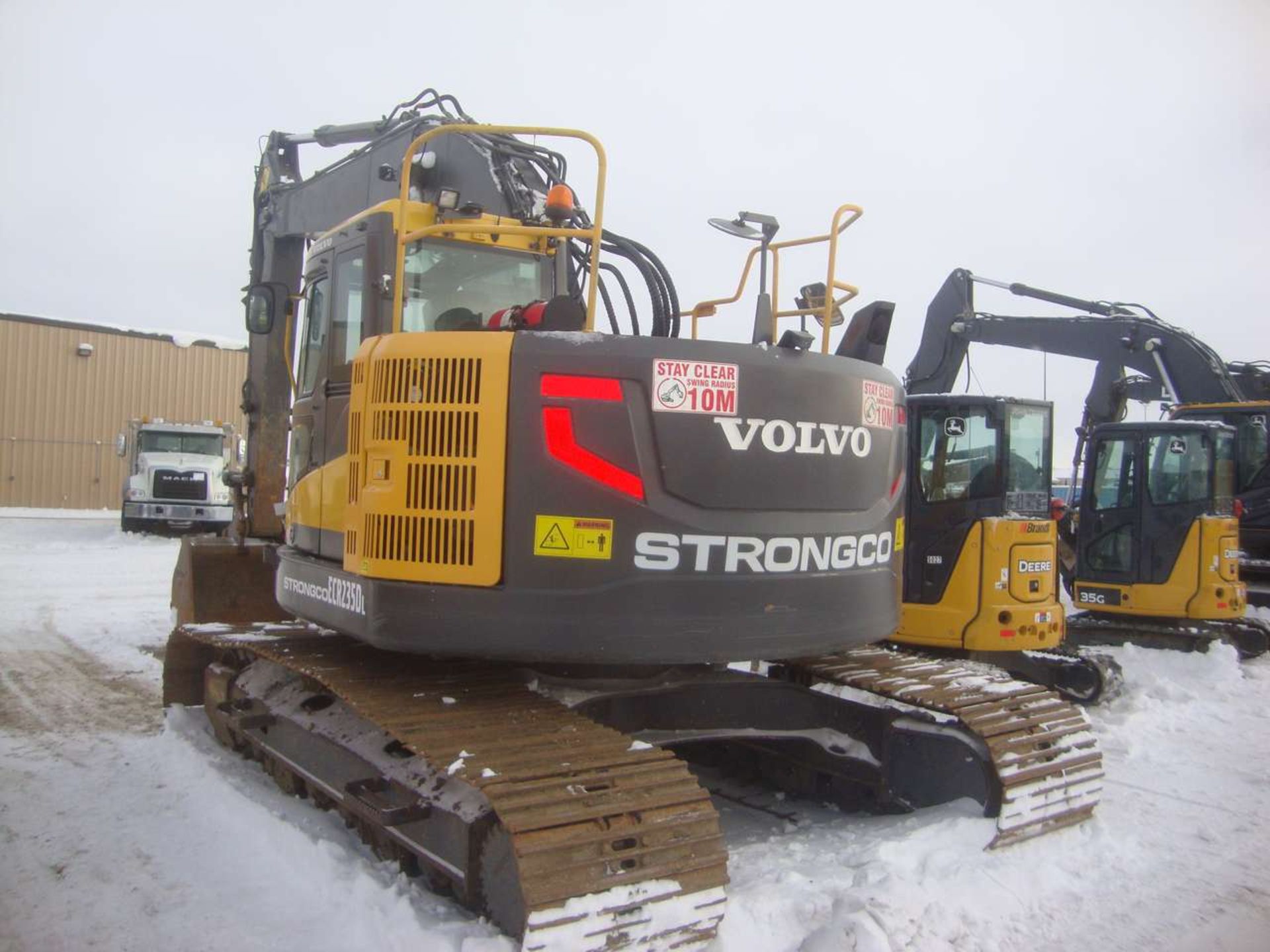 2014 Volvo ECR235DL Excavator - Image 6 of 16