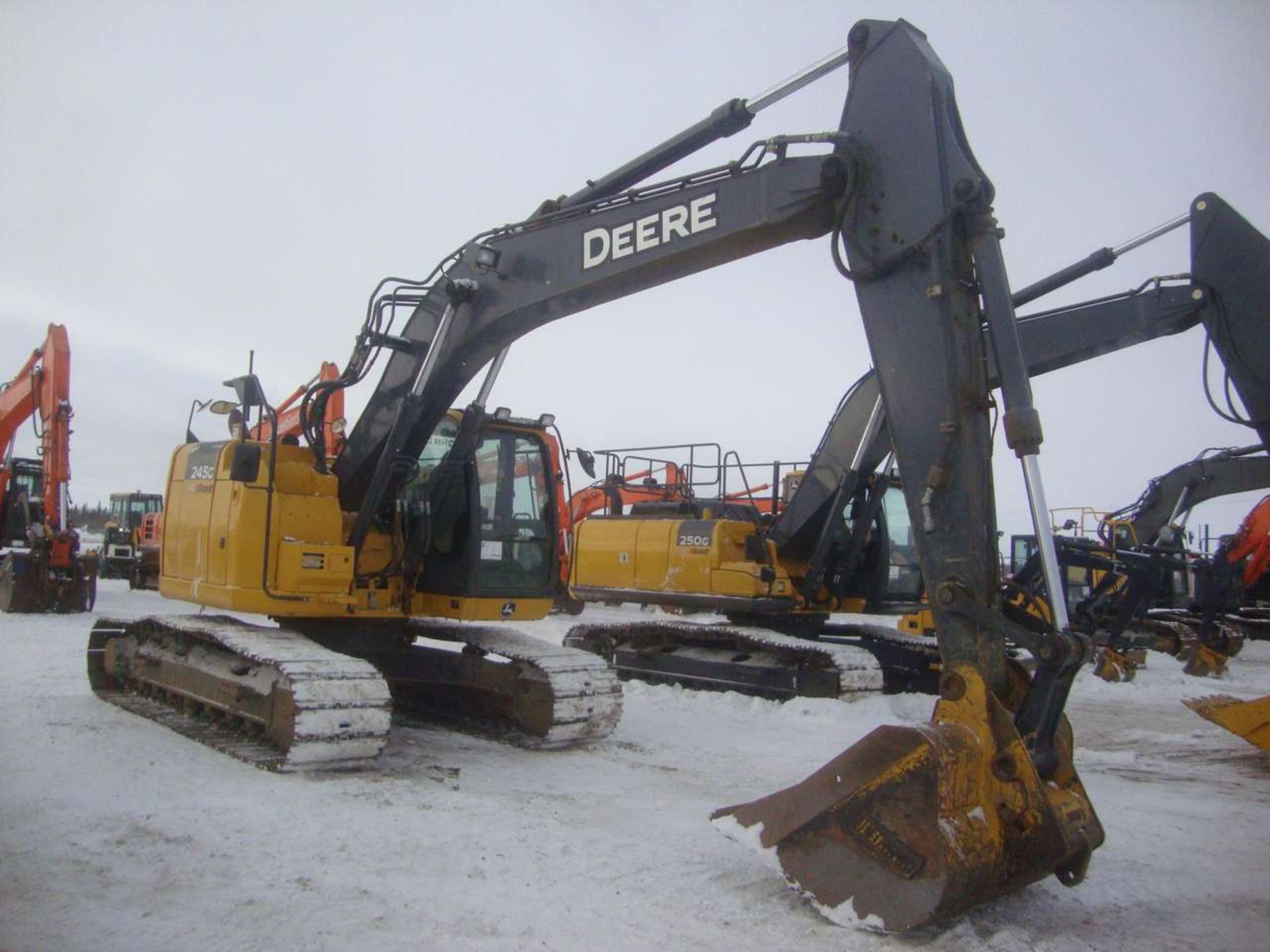 2014 John Deere 245GLC Excavator - Image 2 of 15