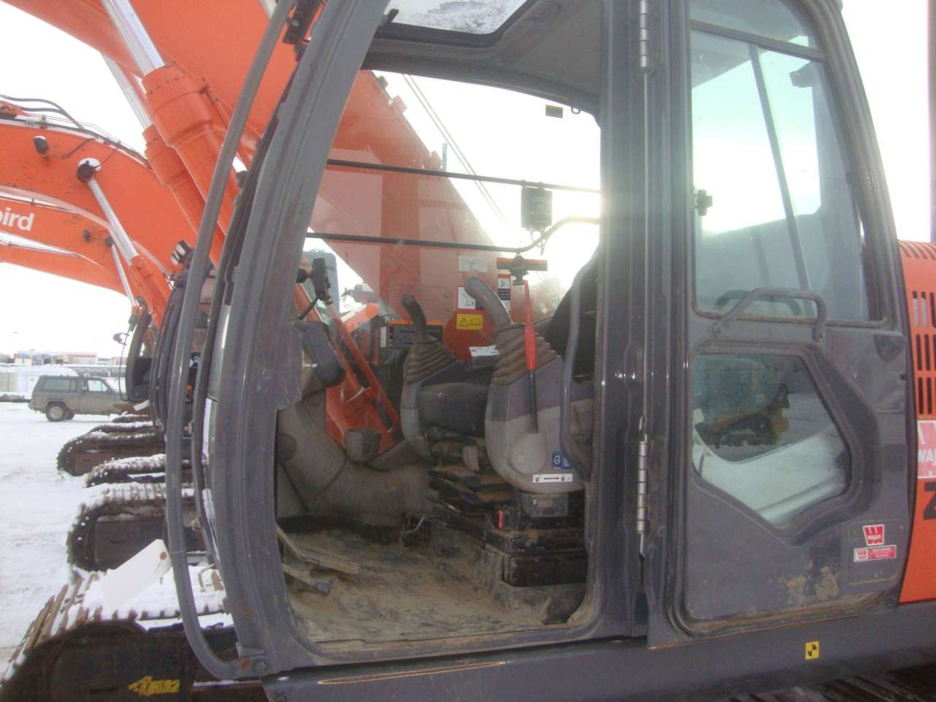 2013 Hitachi ZX225USLC-3 Excavator - Image 4 of 18