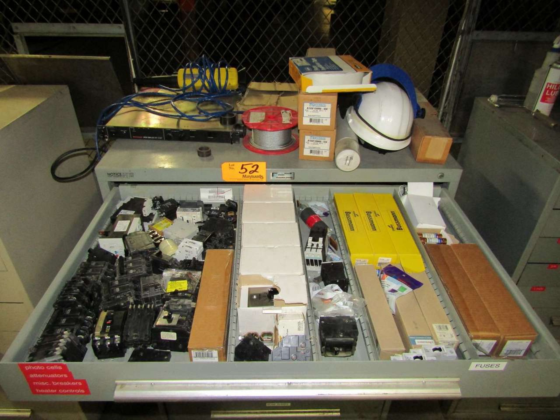 Rack Engineering/Nu-Era 10-Drawer Heavy Duty Parts Cabinet with Contents - Image 3 of 7