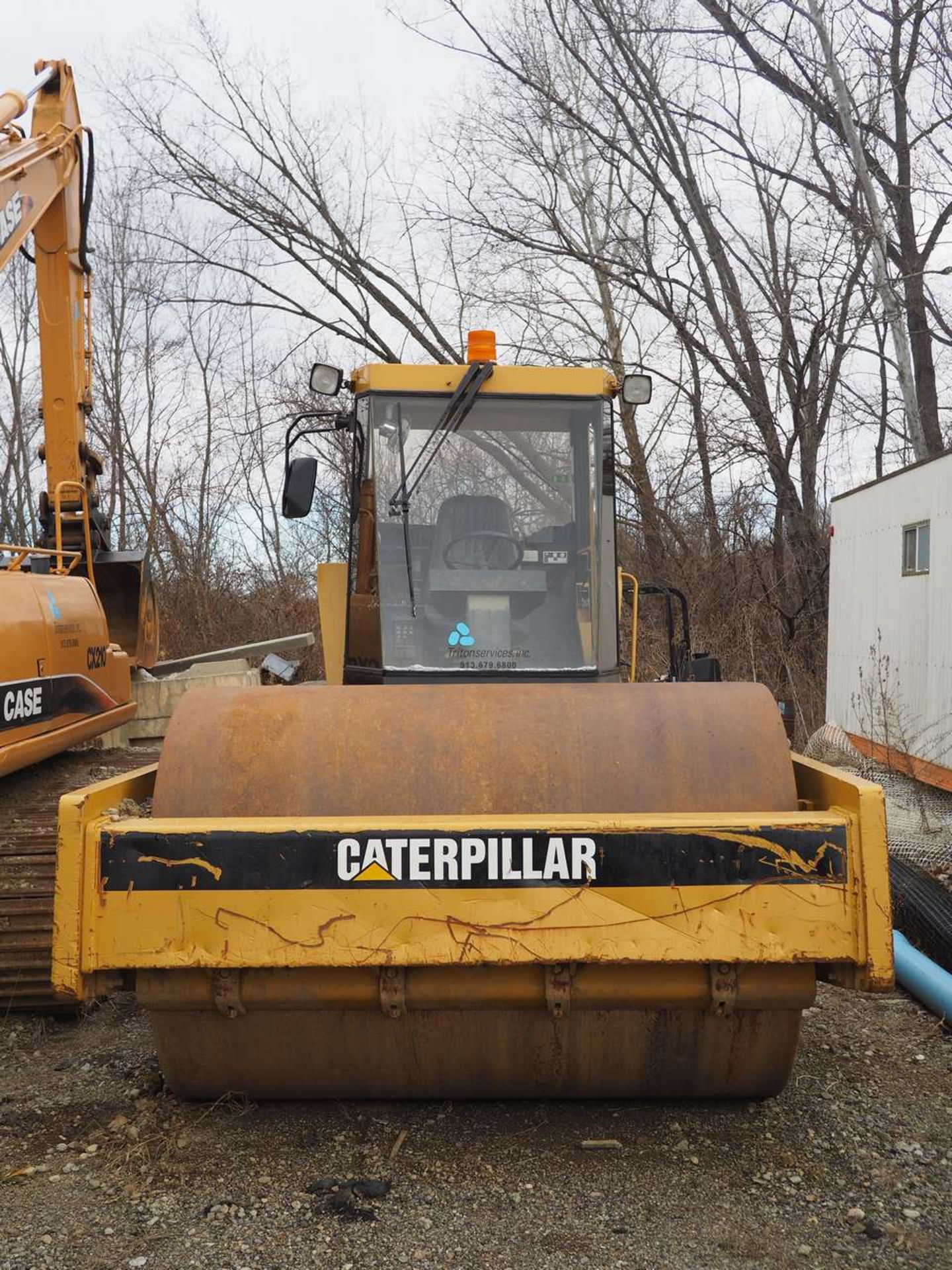 1995 CAT CS-583C 84"' DRUM ROLLER - Image 3 of 10