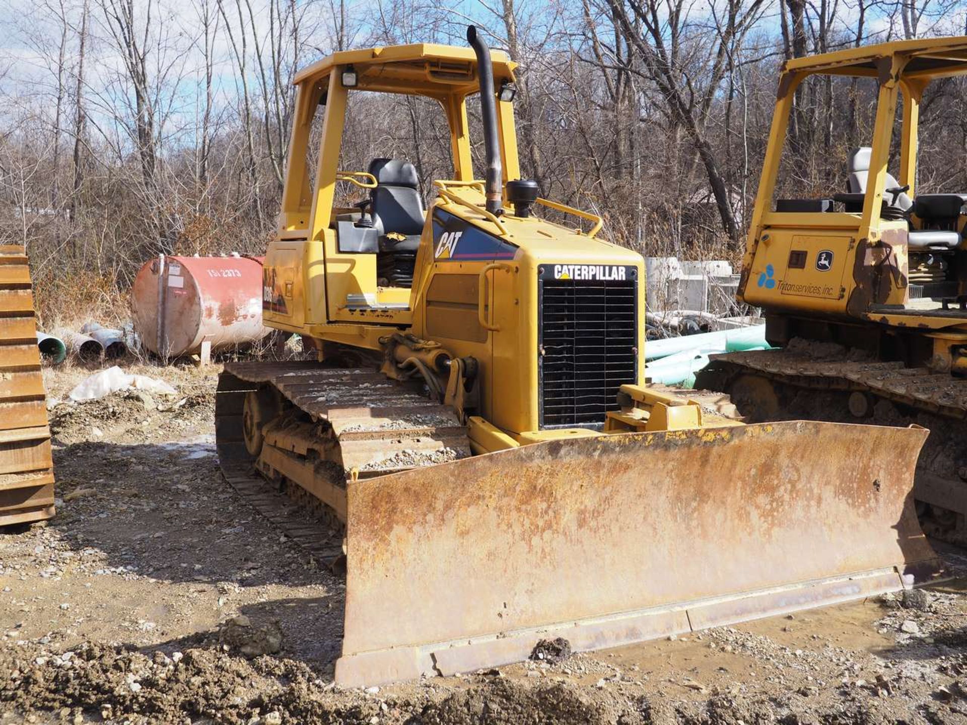 2000 CAT D3G LGP D3G CRAWLER TRACTOR - Image 2 of 13