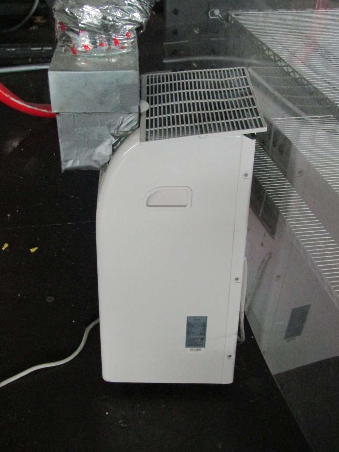 Custom Cooling Rack with (2) MovinCool Model PC7 Chillers, 9000 BTU/Hr. Cooling Capacity, 115V, 1 - Image 4 of 4