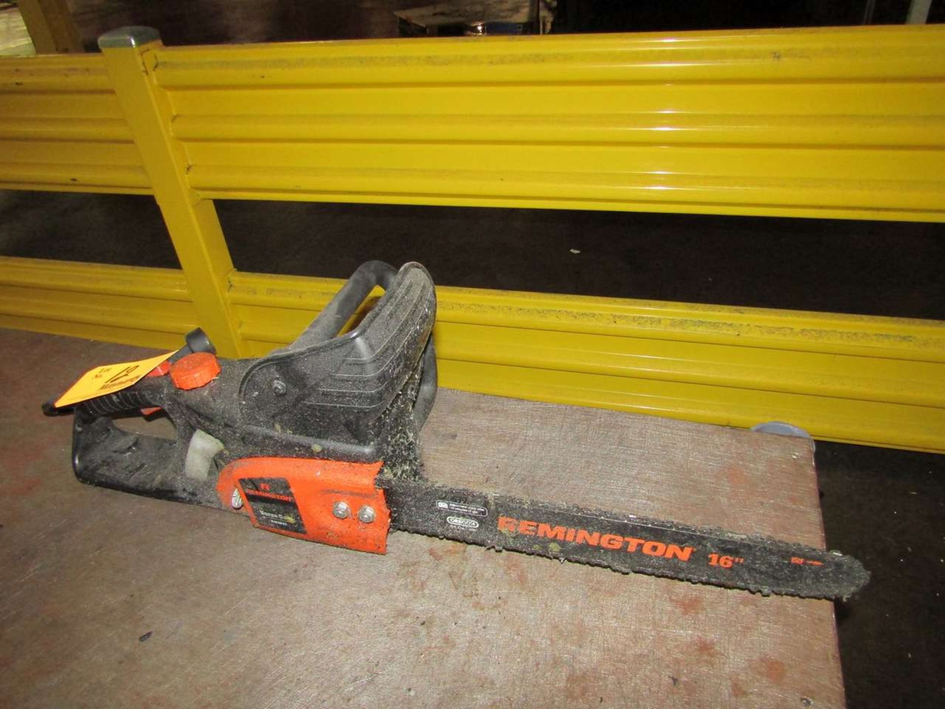 Remington RM1645 16'' Electric Chain Saw - Image 2 of 2