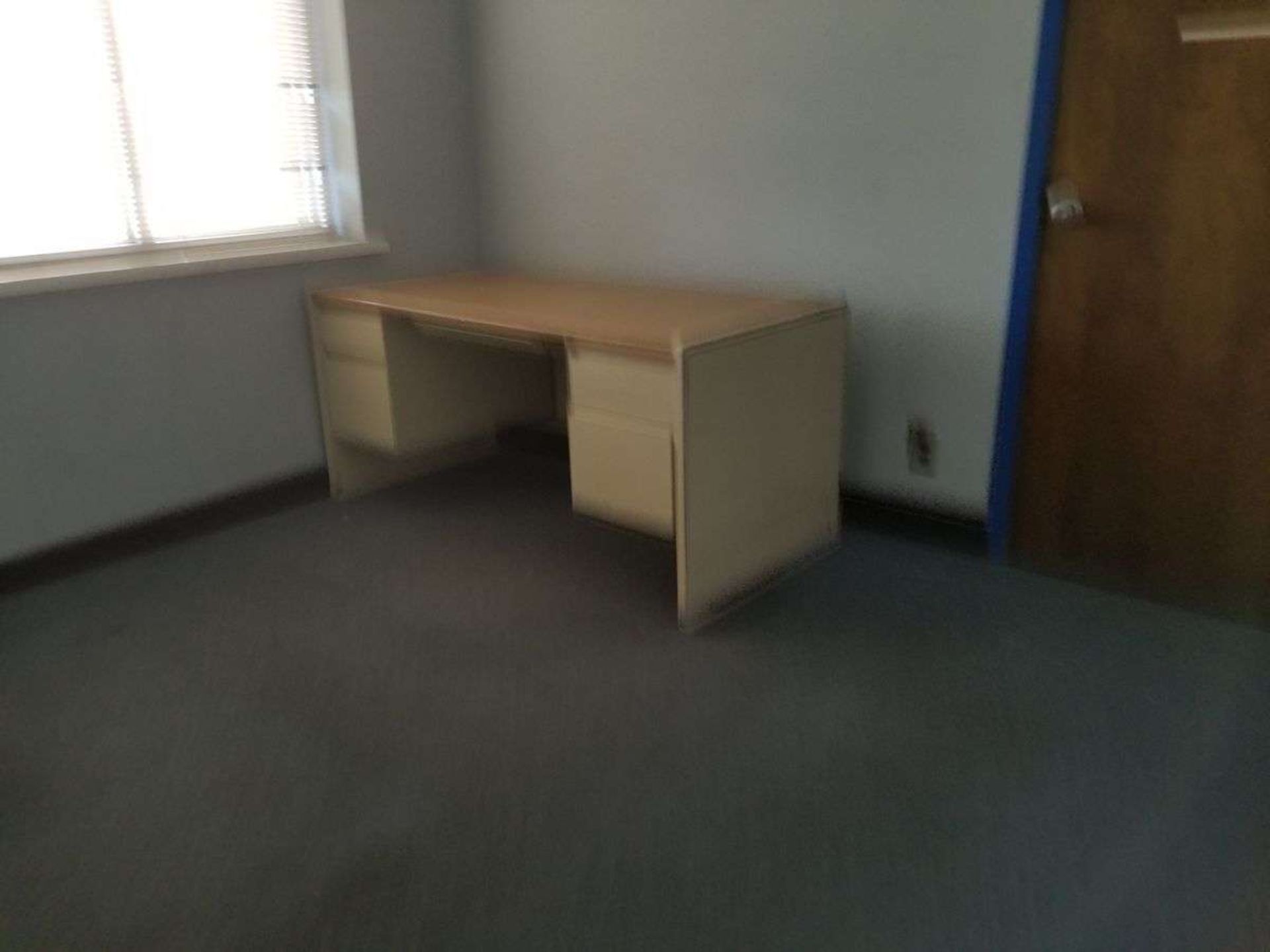 Office Furniture - Image 18 of 18