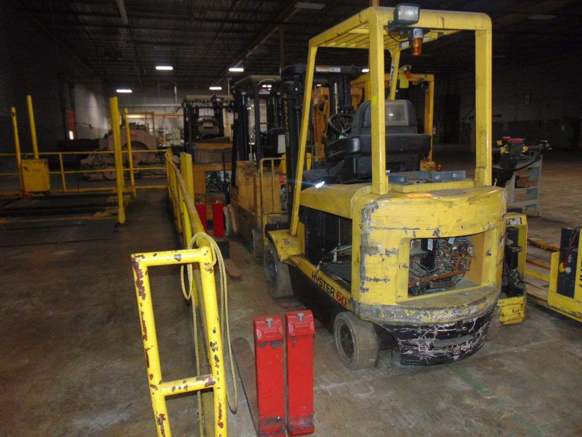 (4) Forklifts - Image 5 of 9