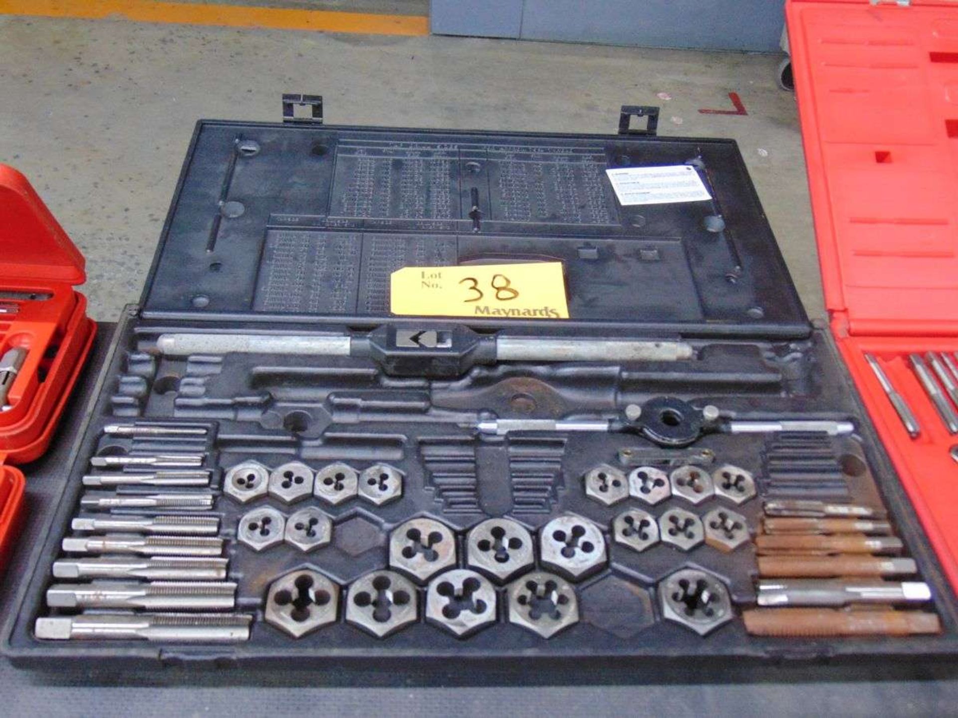 Sears Craftsman Tap & Hex Die Set