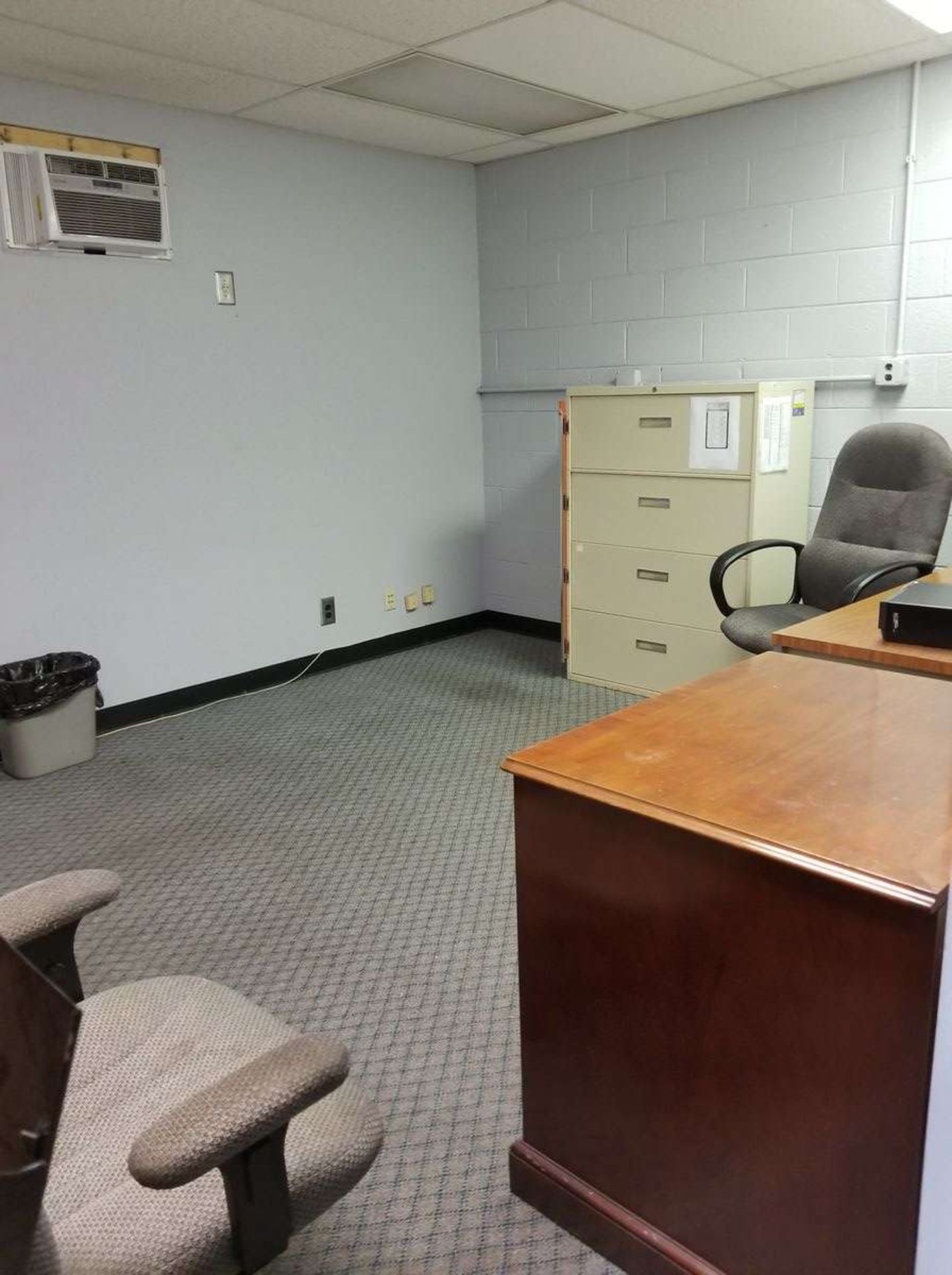 Office Furniture - Image 5 of 18