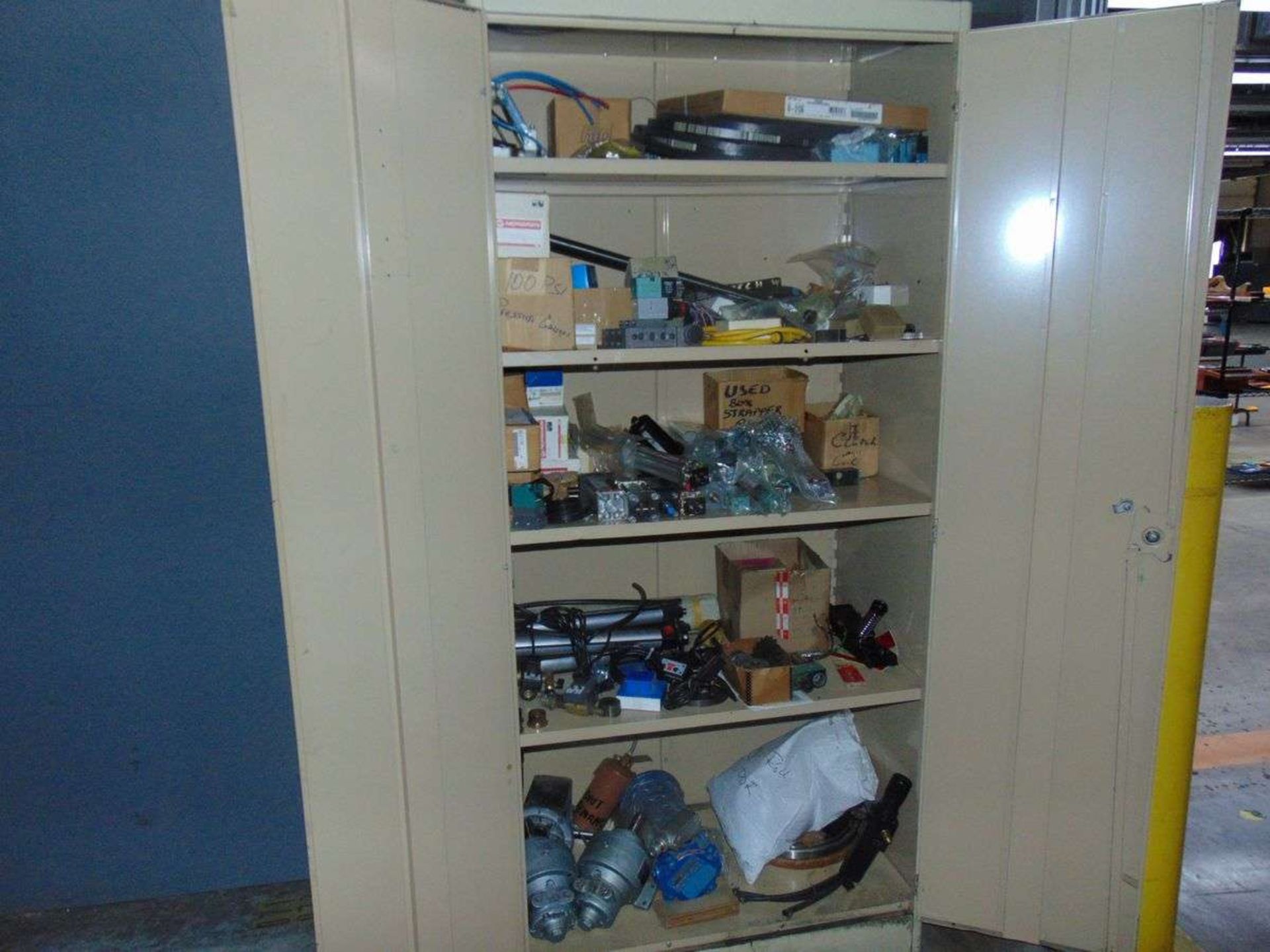 (16) Shop Cabinets - Image 11 of 15