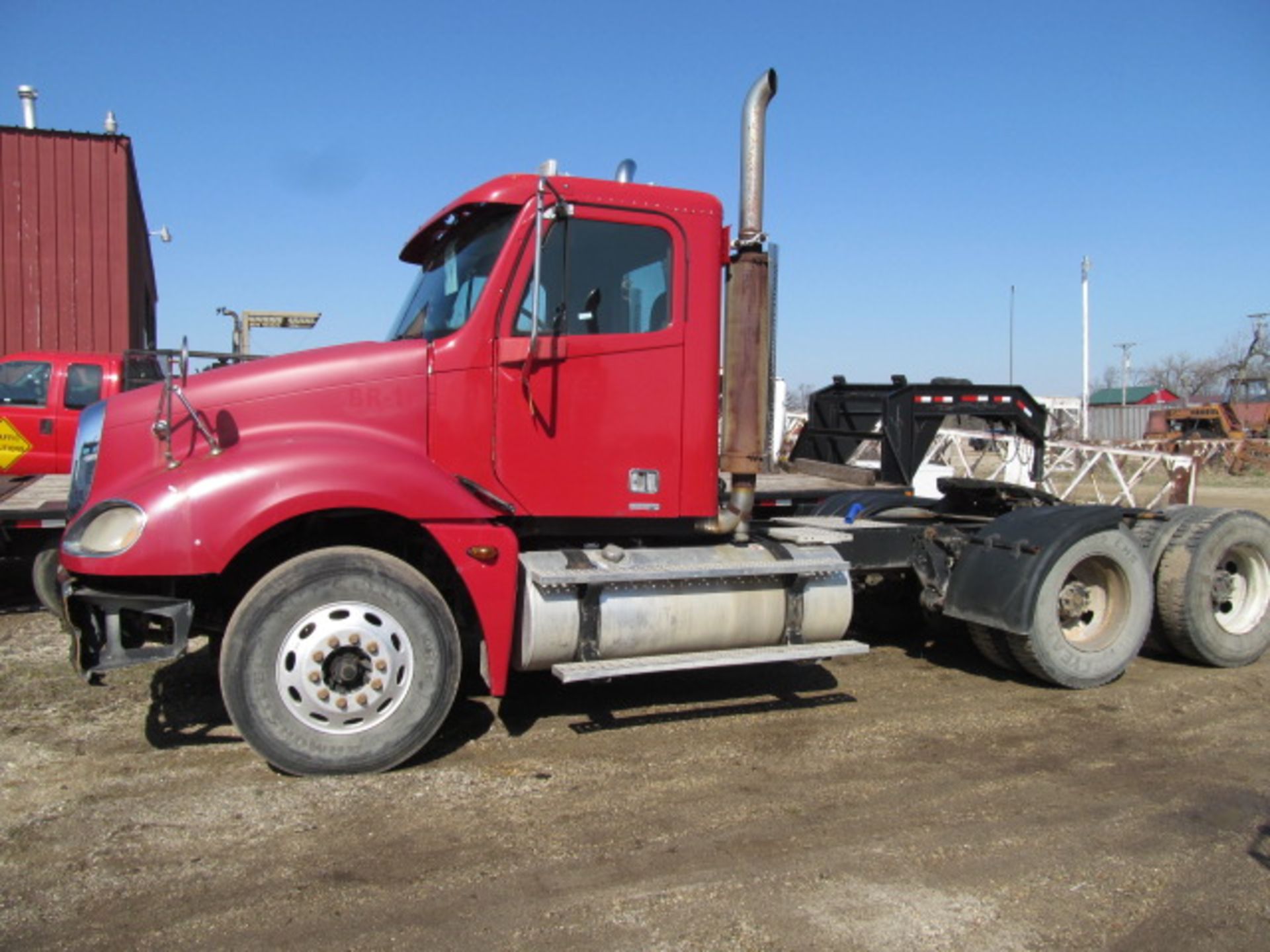 2006 Freightliner Dual Axel Semi Tractor Truck, Mercedes Benz Model OM 460 LA CID 781 Engines,