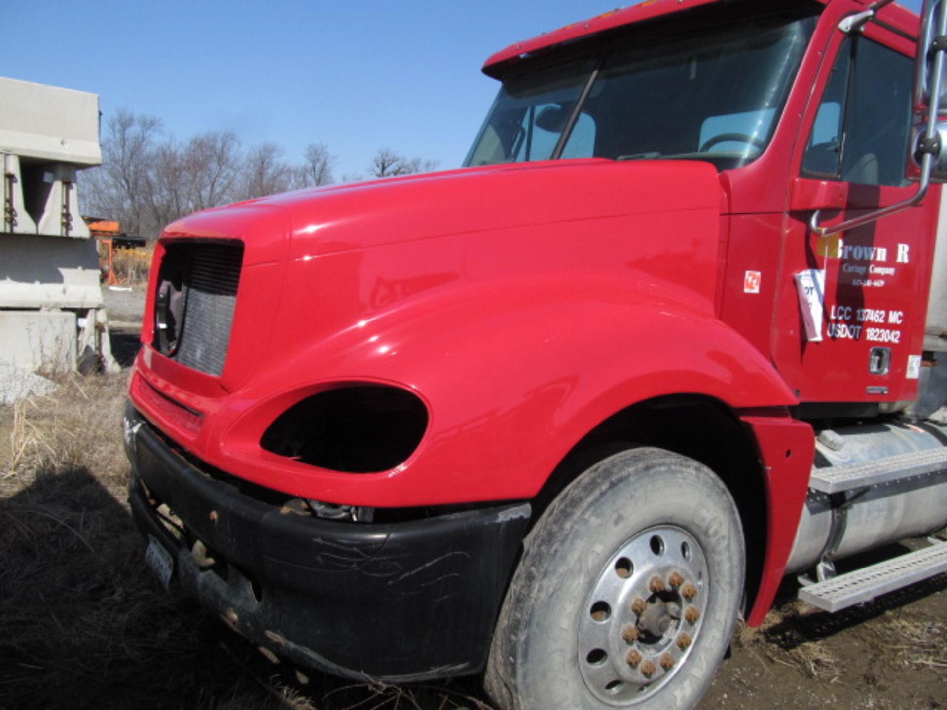 2006 Freightliner Tractor Truck (VIN: 1FUJA6CVTGU60140) [Estimated Mileage: UNKNOWN - Needs Work - - Image 2 of 3