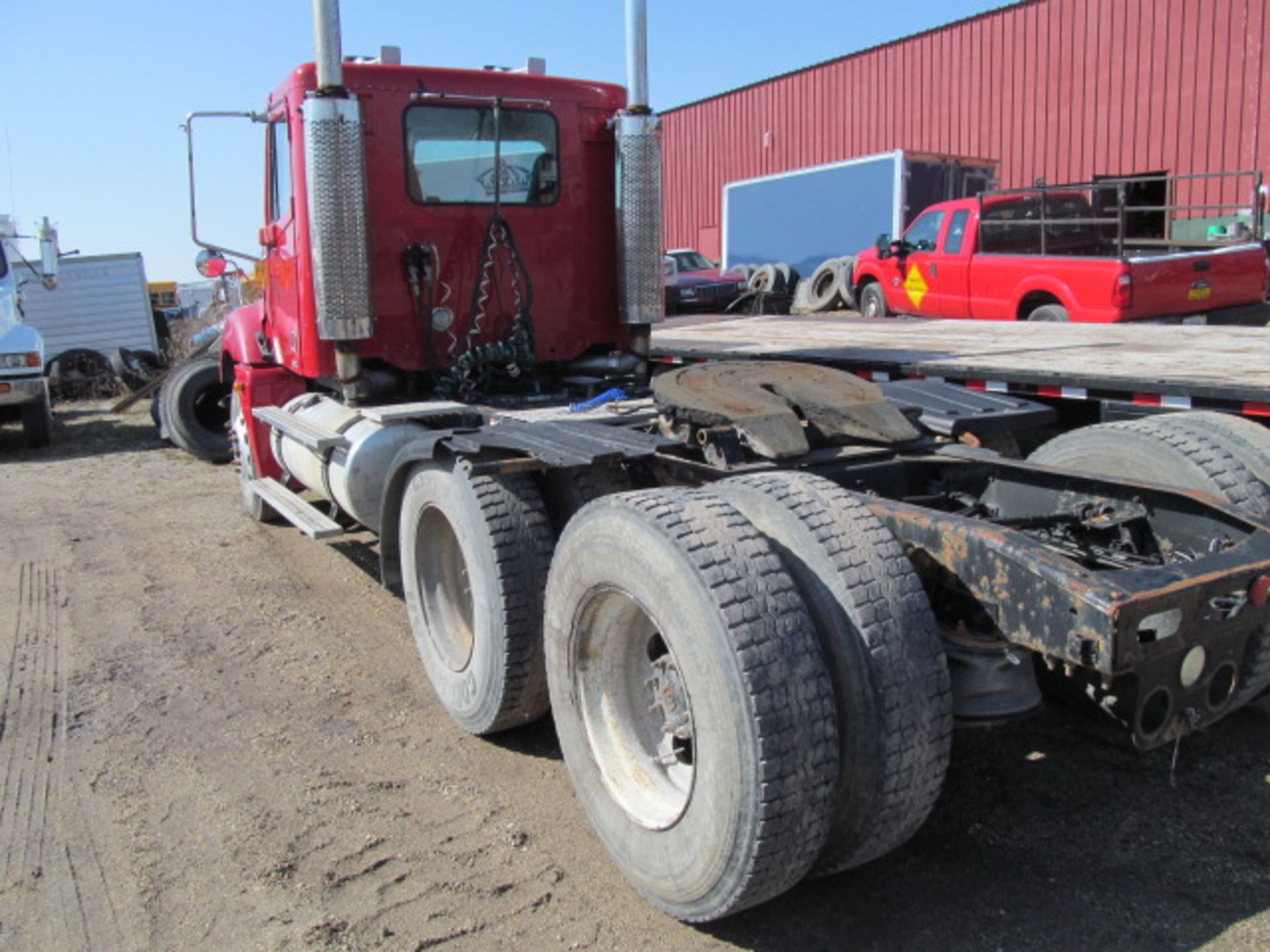 2006 Freightliner Dual Axel Semi Tractor Truck, Mercedes Benz Model OM 460 LA CID 781 Engines, - Image 3 of 5