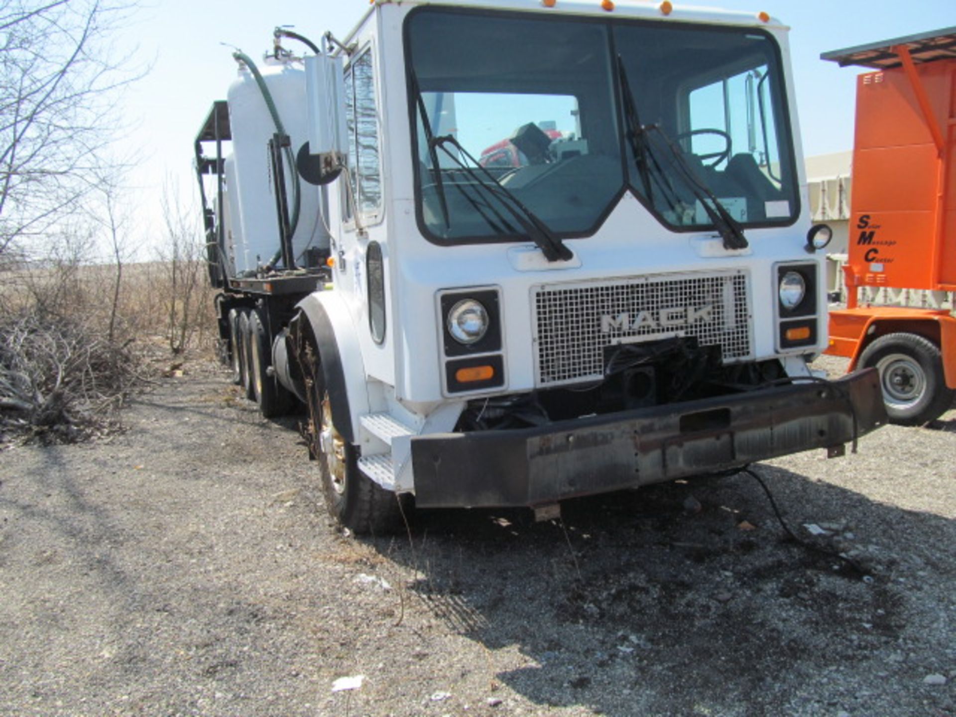 Mack Tractor Truck with Digital Lline Paint System (VIN: 1M215195CQM005134) [Estimated Mileage: - Image 2 of 6