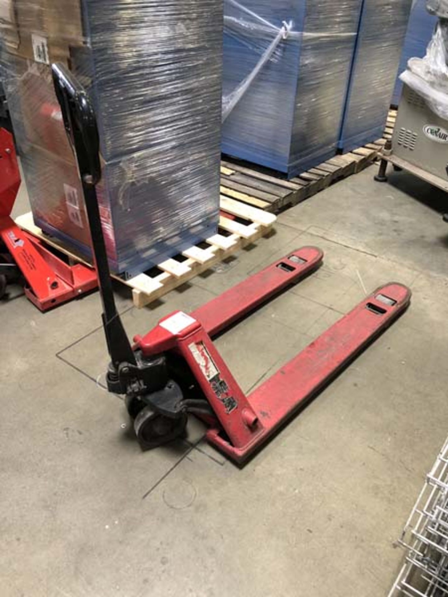 Dayton 5,500 Lb. Cap. Pallet Jack, Located In: Commerce, CA