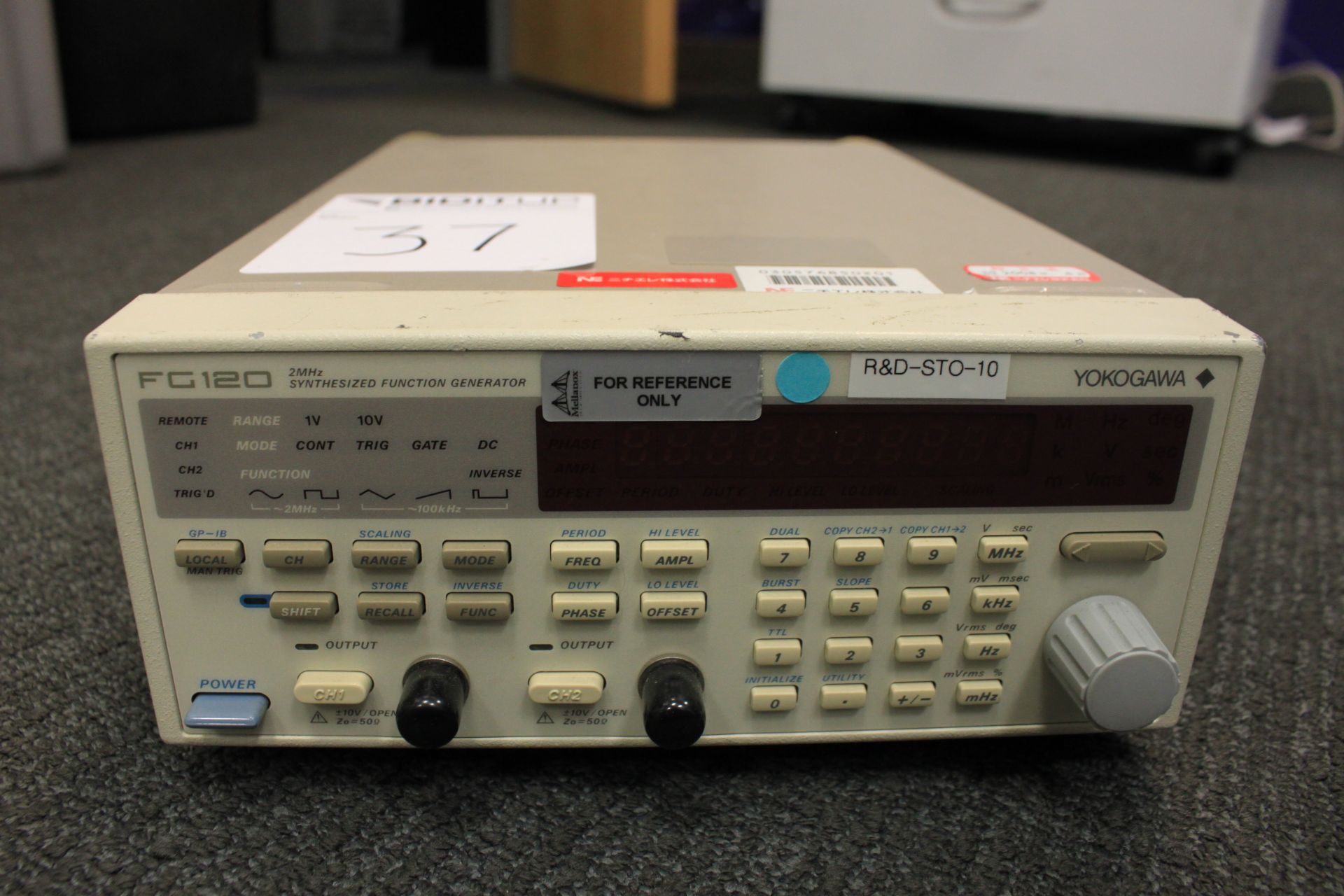 Yokogawa FG120 2 MHz Synthesized Function Generator