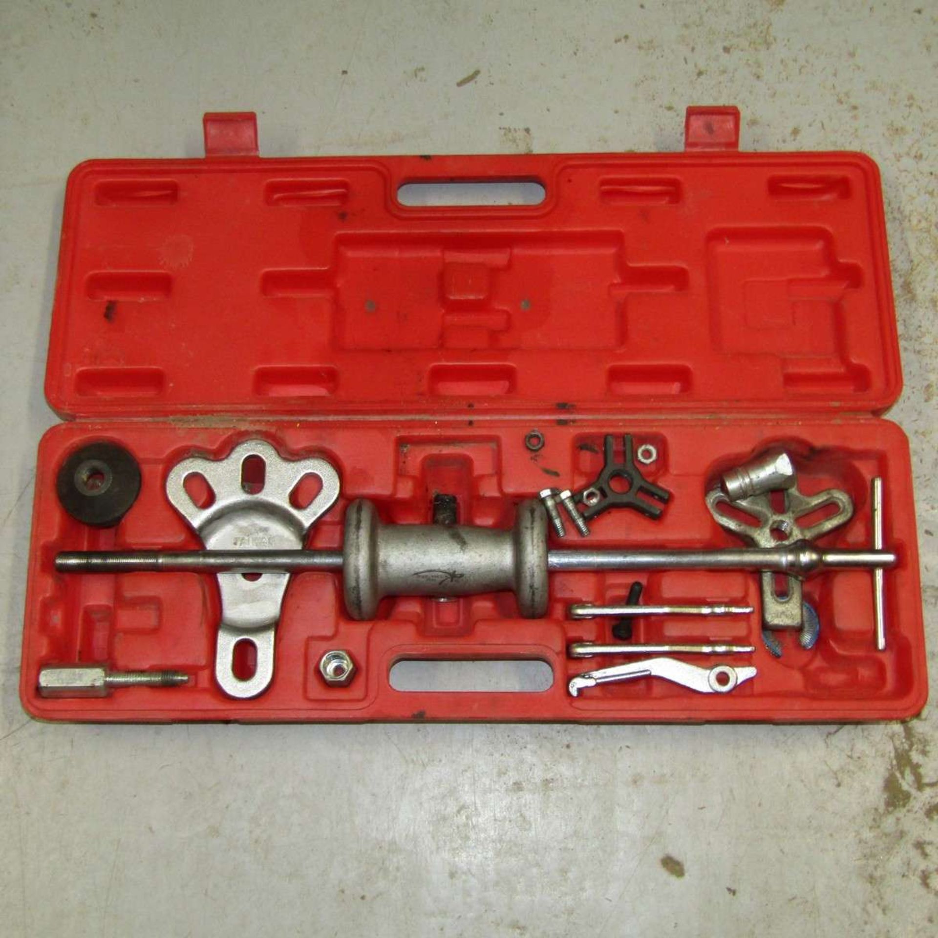 Tool International KTI-70510 Slide Hammer Puller Set - Image 2 of 2