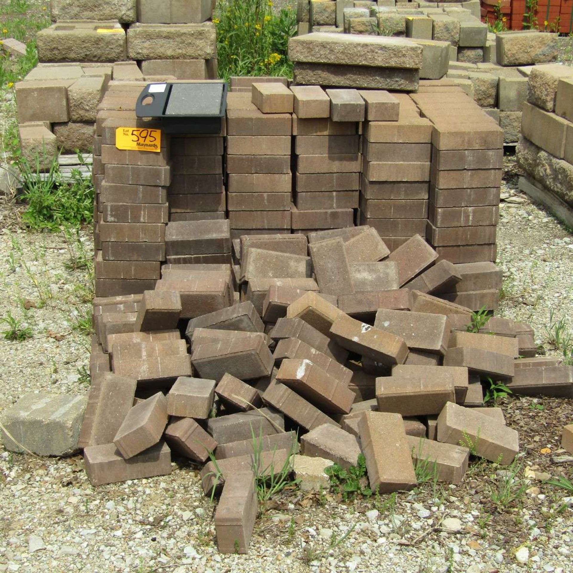 (10) Pallets of Concrete Brick Style Pavers - Image 5 of 6