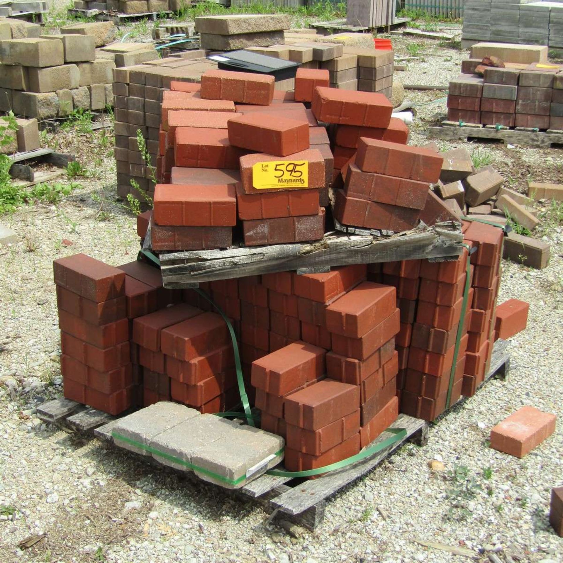(10) Pallets of Concrete Brick Style Pavers - Image 4 of 6