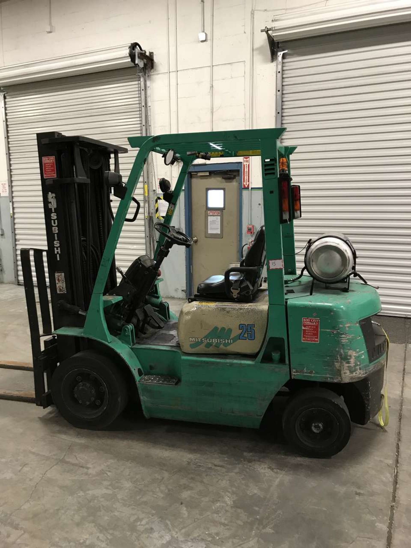 Mitsubishi FGC25 Propane Forklift