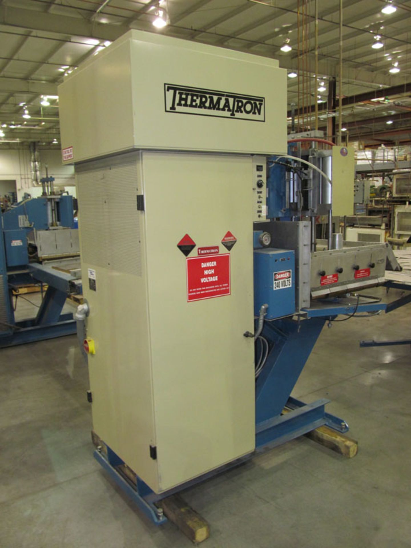Thermatron F20-30 Heat Seal Press, w/ Rotary Table, s/n 6271-01, Loading Fee: $300 - Image 3 of 5
