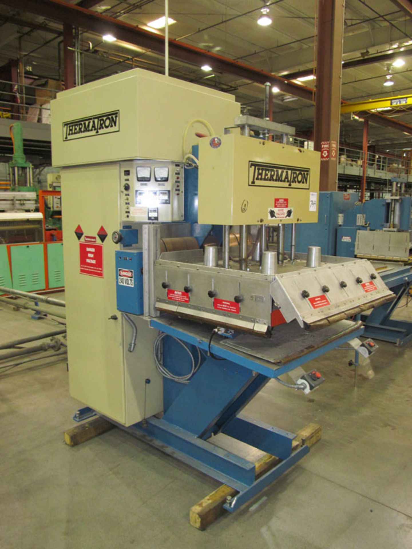 Thermatron F20-30 Heat Seal Press, w/ Rotary Table, s/n 6271-01, Loading Fee: $300 - Image 2 of 5