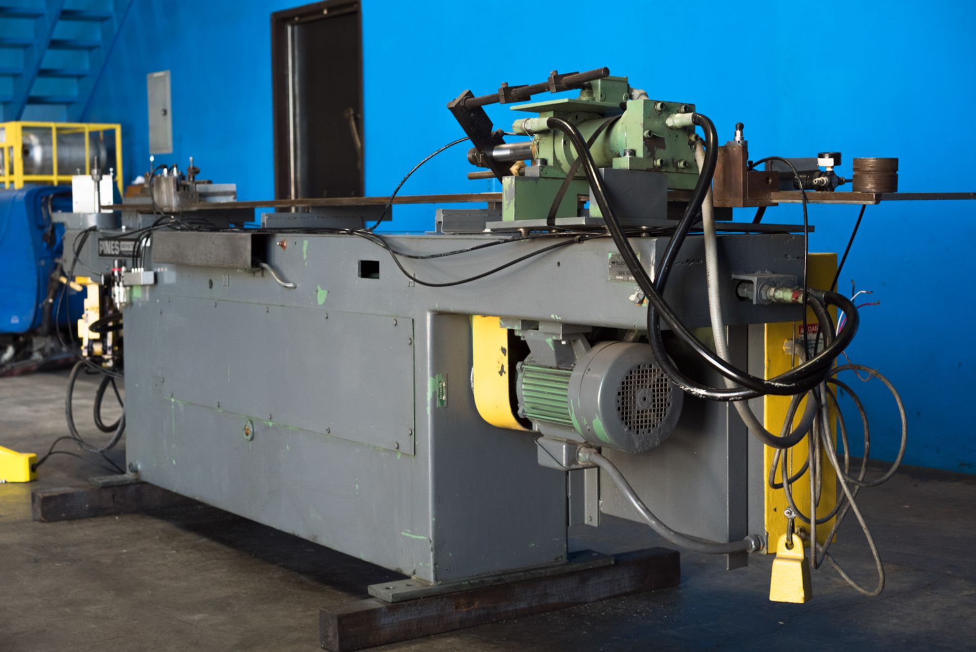 FREE LOADING - Located In: Huntington Park, CA, 1984 Pines Horizontal Hydraulic Tube Bender, 1 1/ - Image 3 of 8