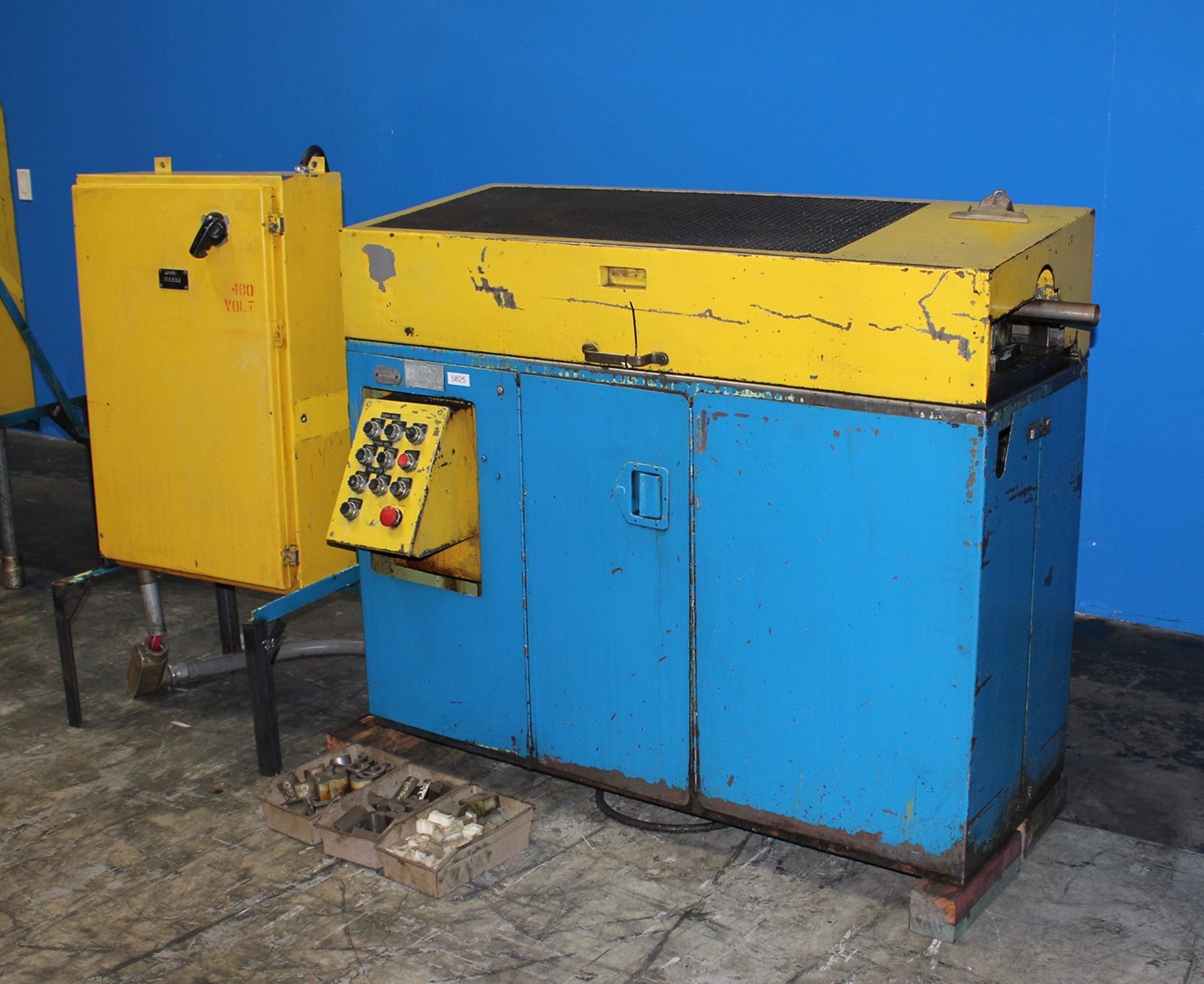 FREE LOADING - Located In: Huntington Park, CA, Bertolette Tube Cut-Off Machine, 1/8" 1 3/4", Mdl: - Image 2 of 8