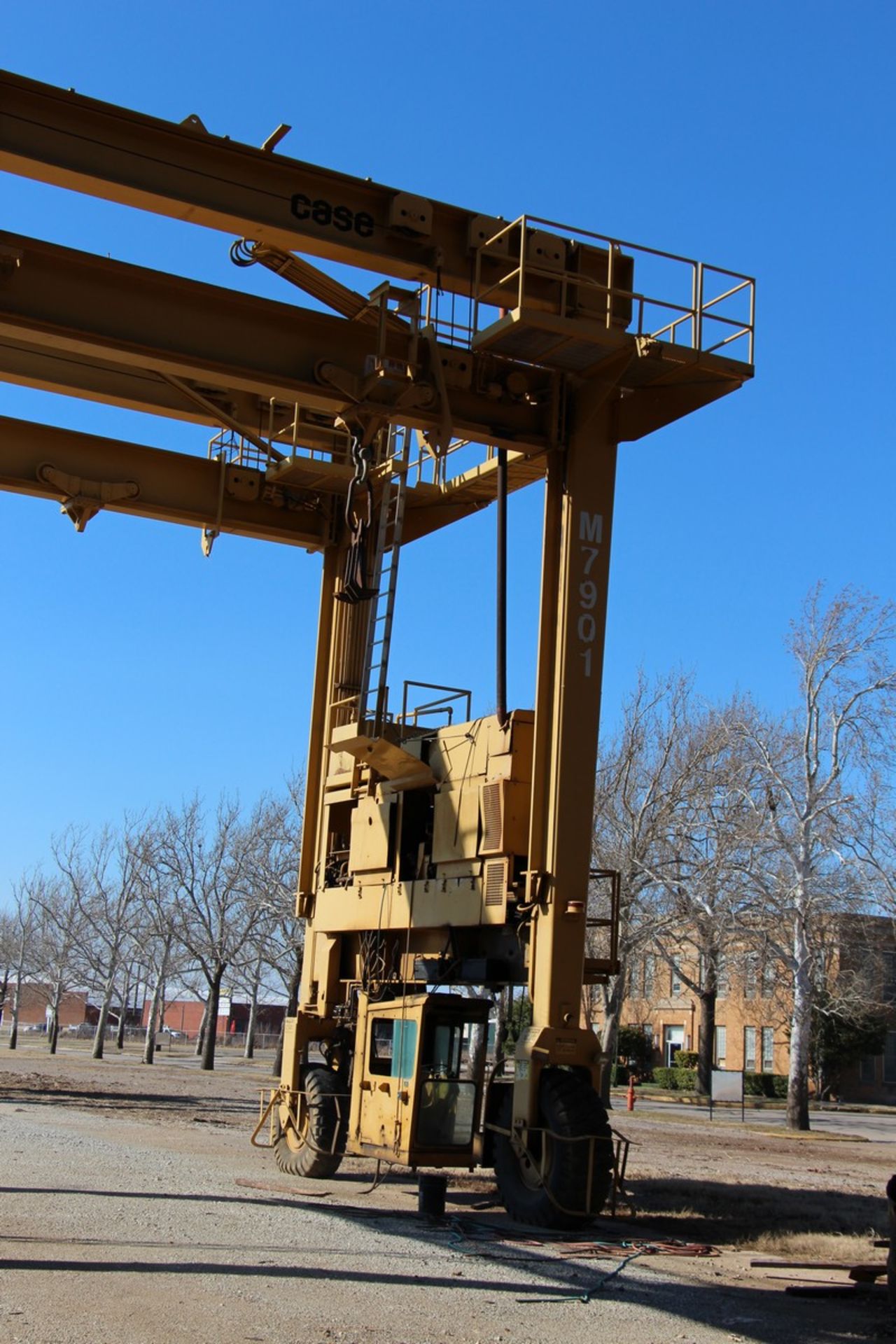 Located In: Oklahoma City, OK, Drott Mi-Jack Straddle Mobile Gantry Crane, 40 Ton x 42' 3", Mdl: - Image 3 of 8