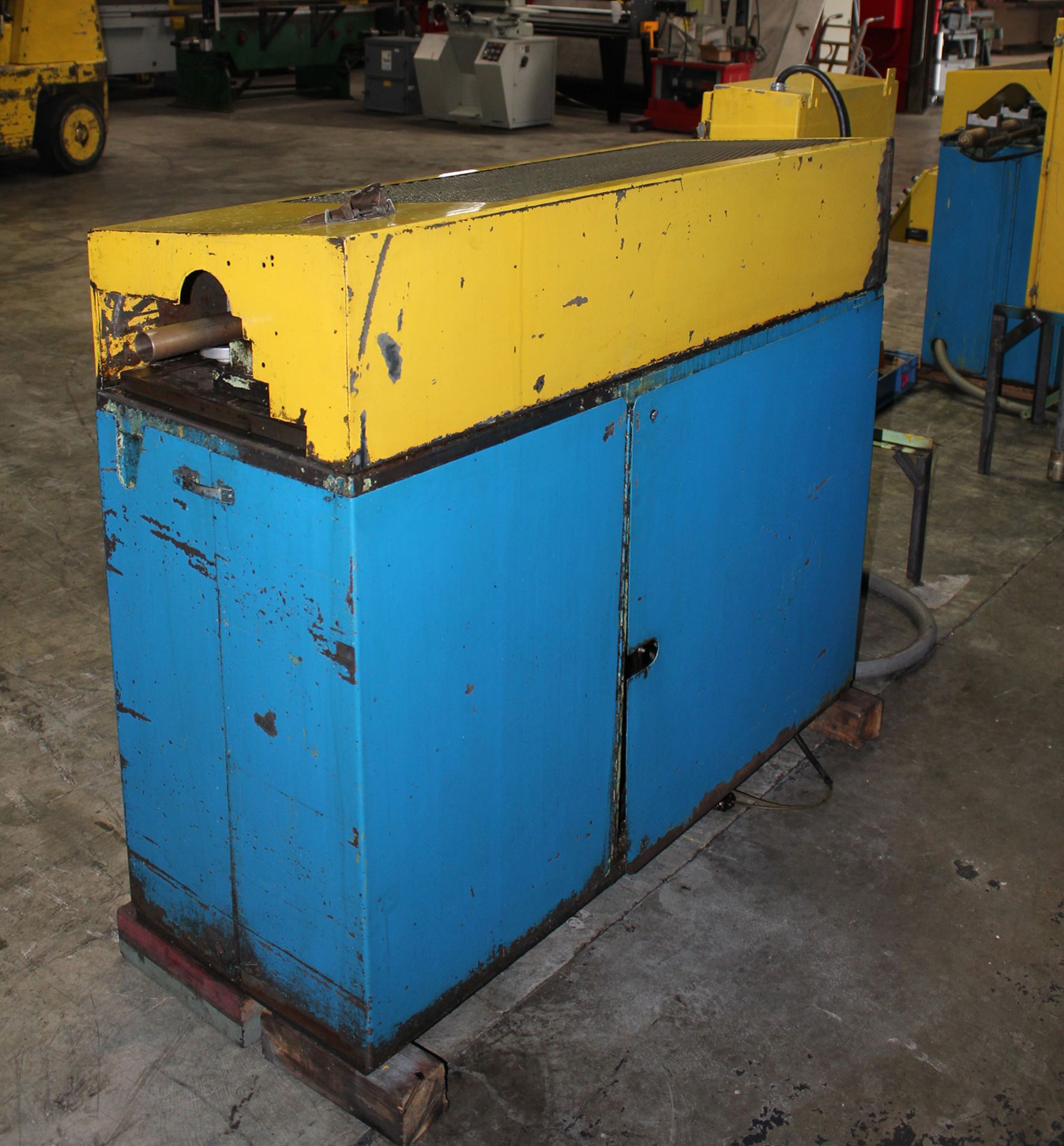 FREE LOADING - Located In: Huntington Park, CA, Bertolette Tube Cut-Off Machine, 1/8" 1 3/4", Mdl: - Image 4 of 8