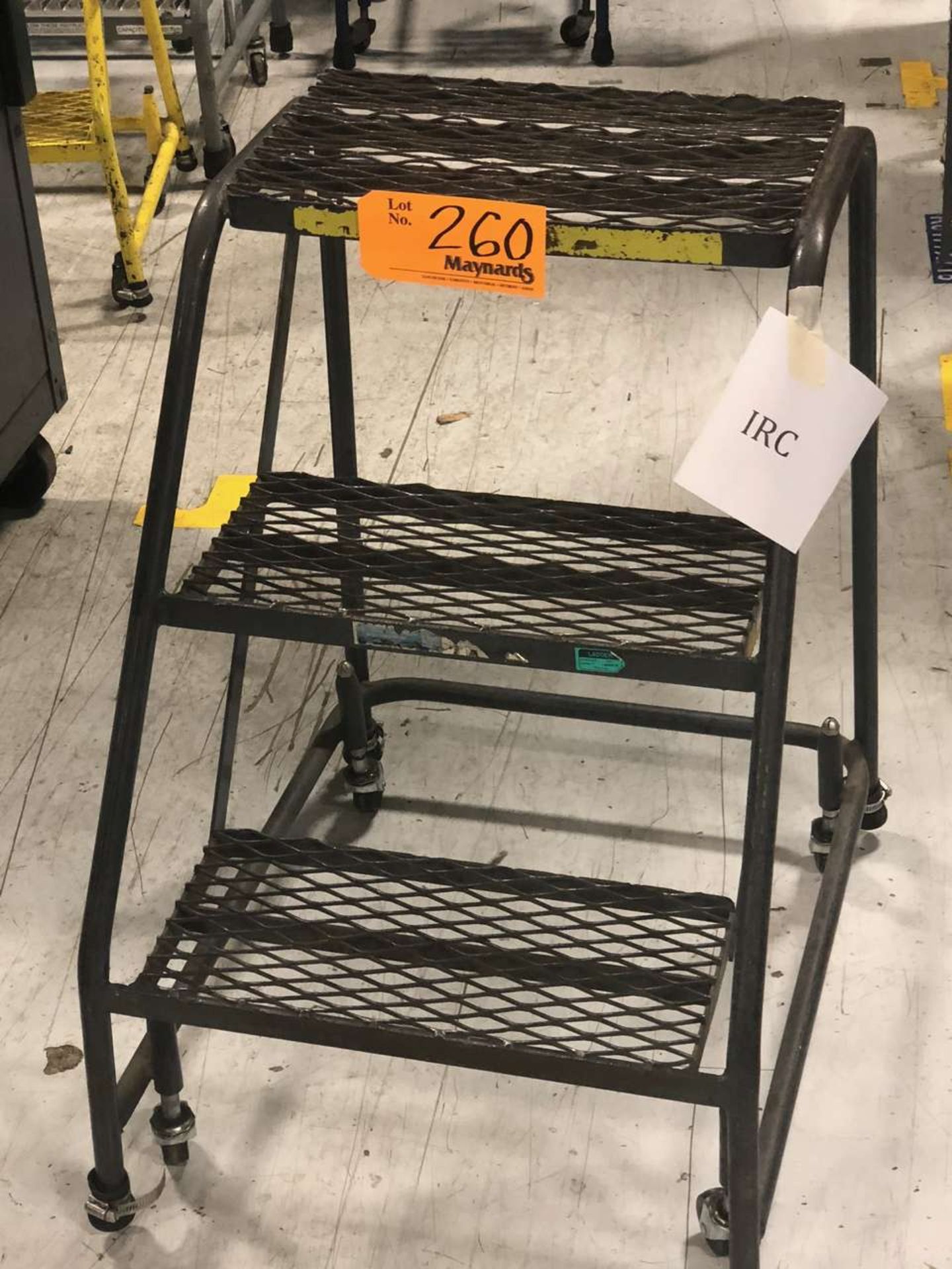 (7) Portable ladders