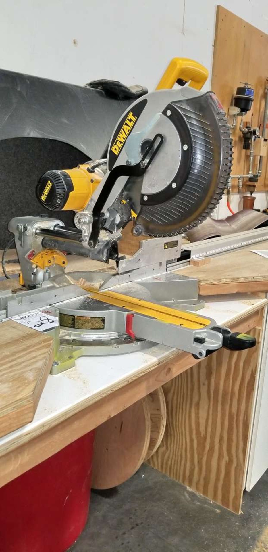 2011 DeWalt DWS780 12" Double Bevel Sliding Compound Miter Saw