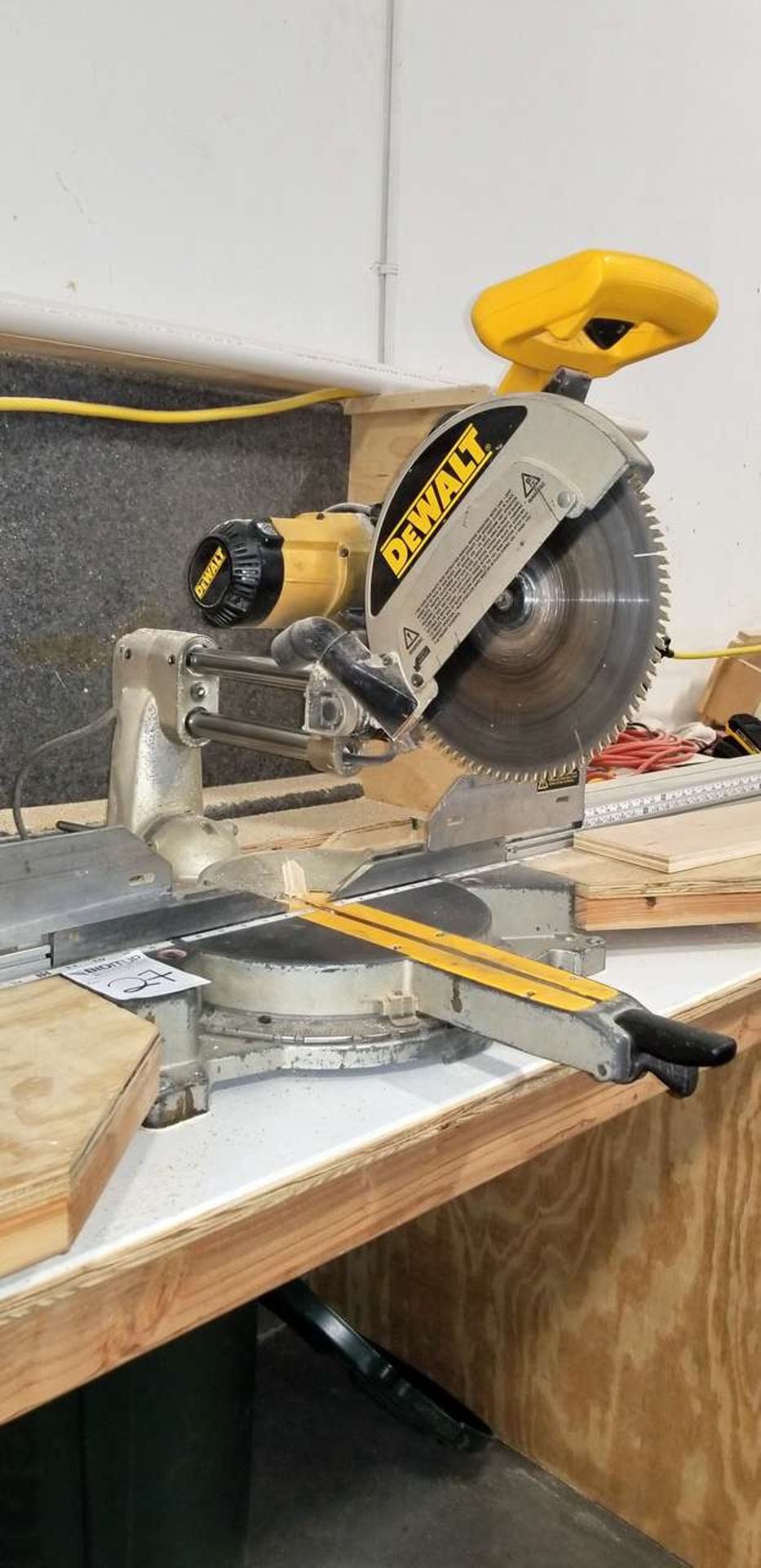 DeWalt DW708 12" Sliding Compound Miter Saw