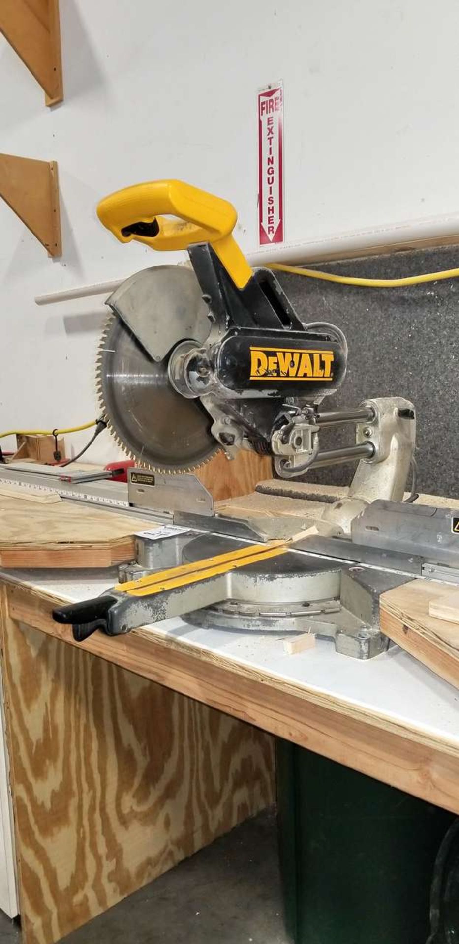 DeWalt DW708 12" Sliding Compound Miter Saw - Image 2 of 4