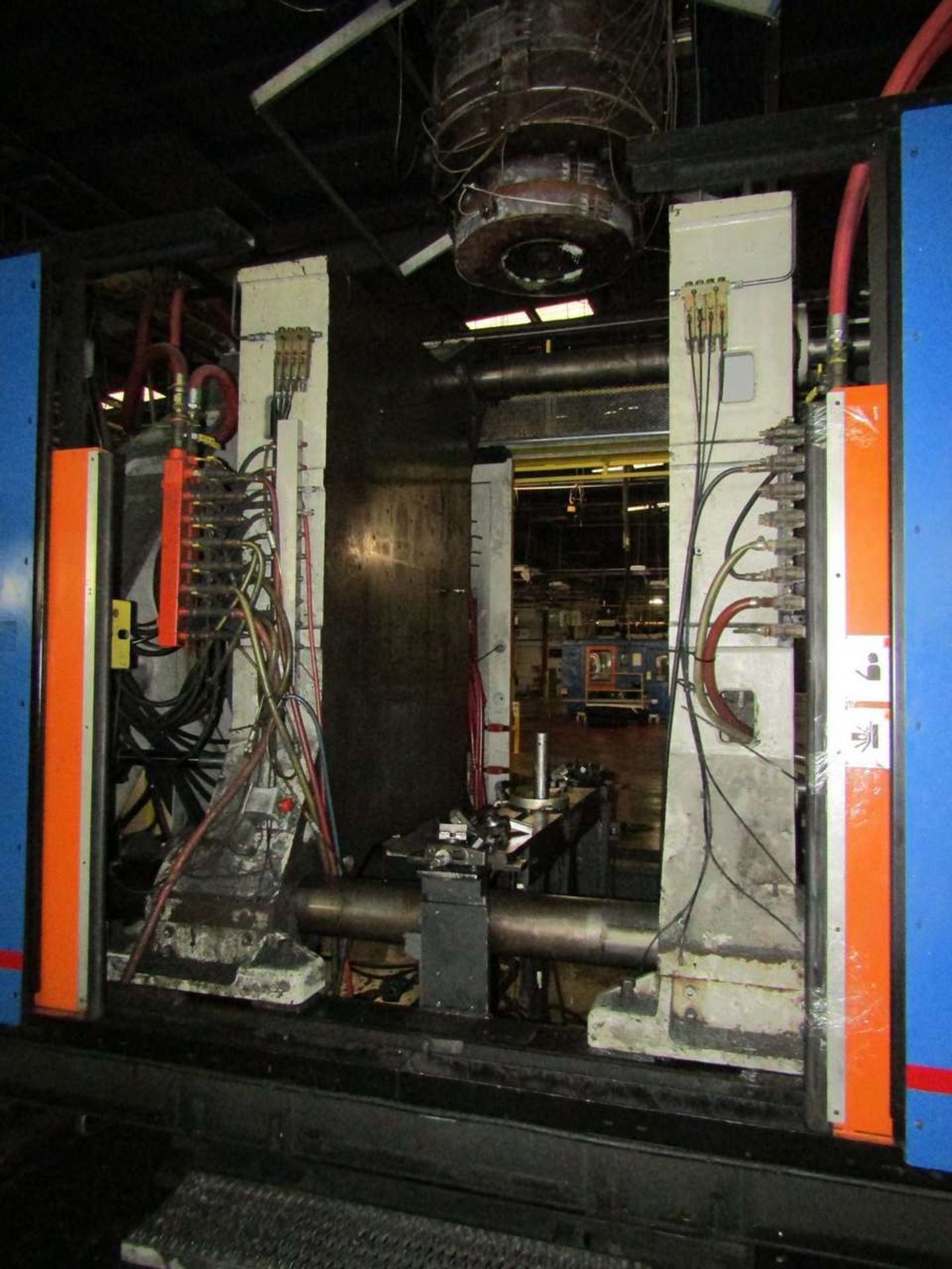 75lbs Cincinnati Milacron T2000V-150G-S75 Blow Mold Injection Machine Extruder Size: 150mm - Image 2 of 7