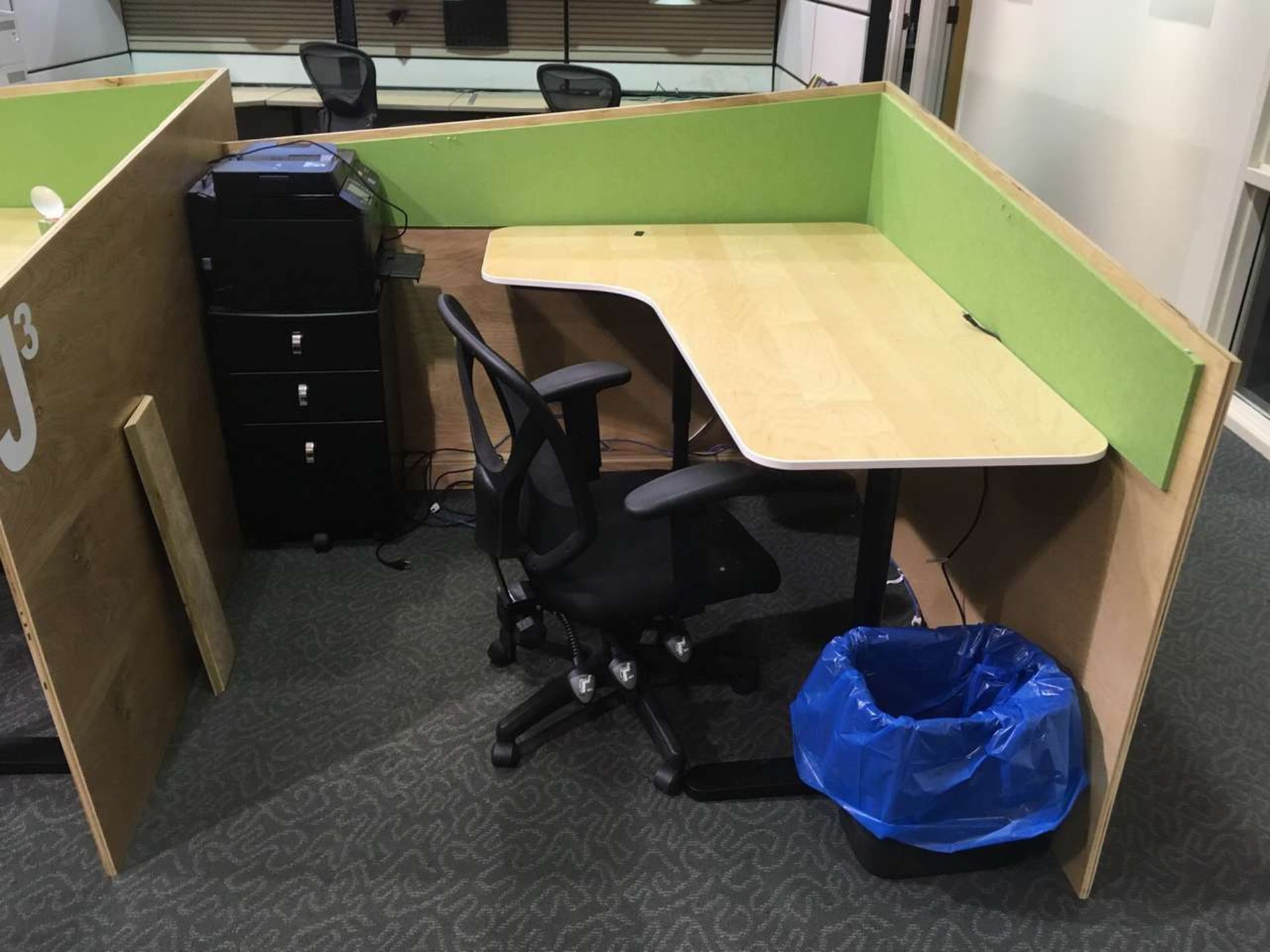 Office Furniture - Image 3 of 6