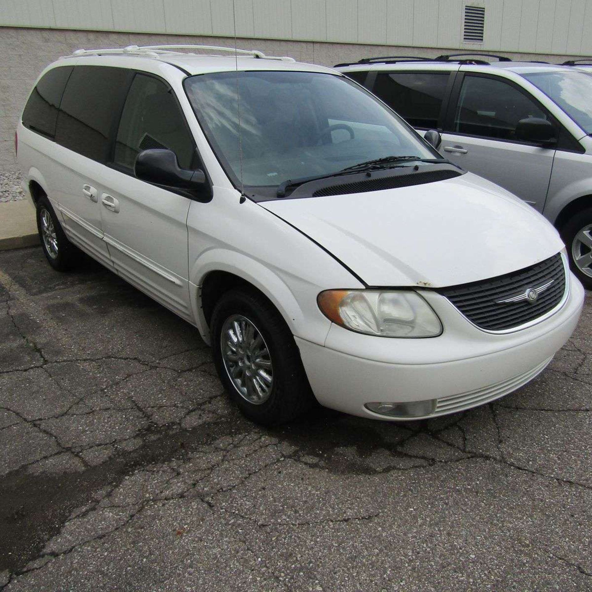 2003 Chrysler Town and Country Mini Van - Image 2 of 7