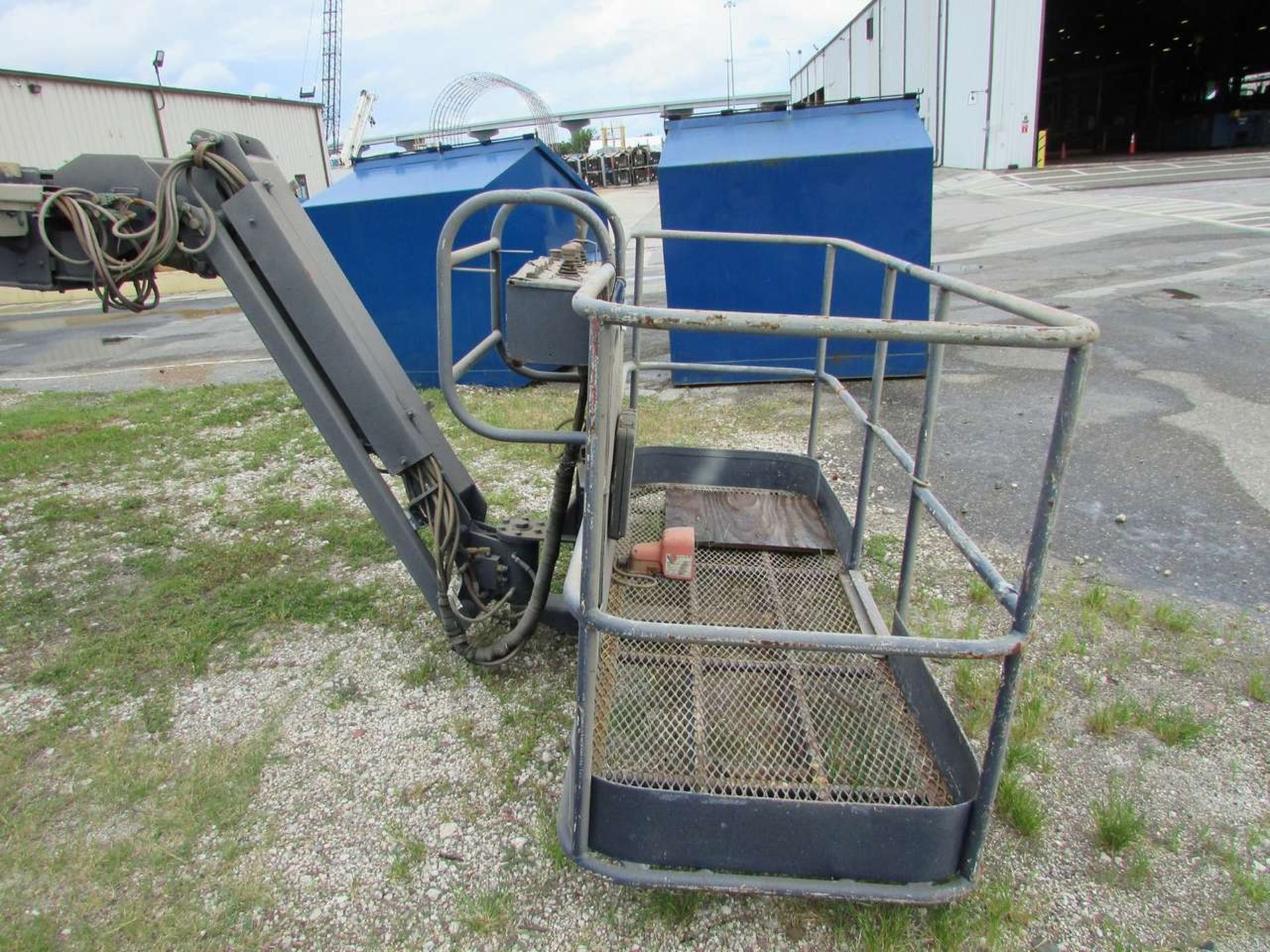 2000 Genie S-85 2WD High Reach Telescoping Boom Man Basket - Image 2 of 23