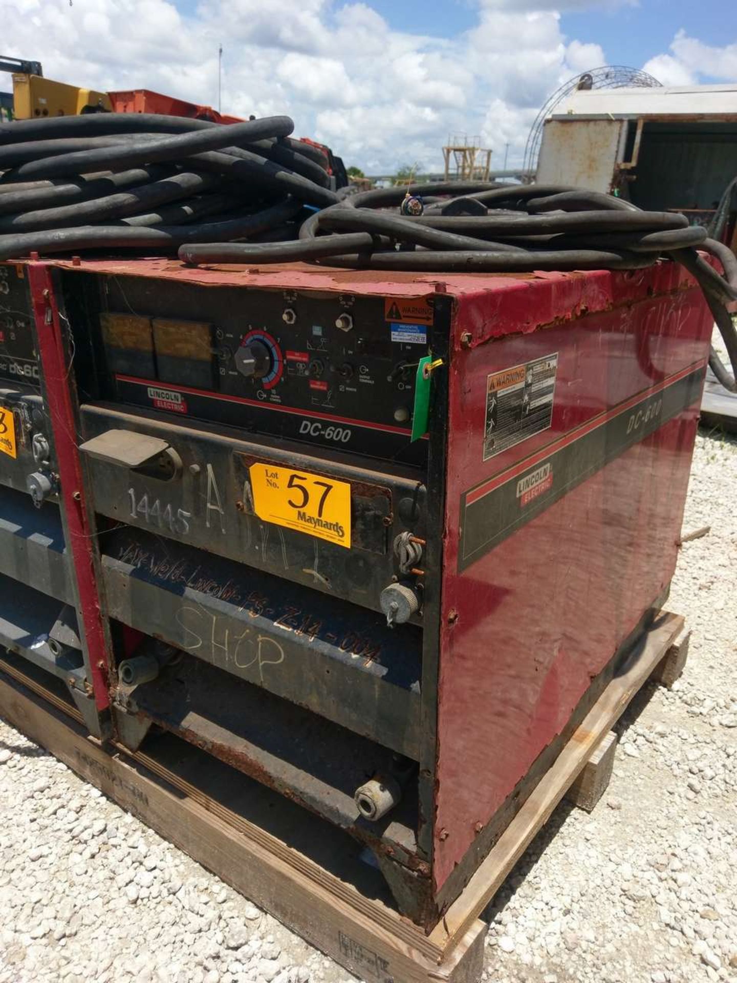 Lincoln Electric IdealArc DC600 Welding Power Source