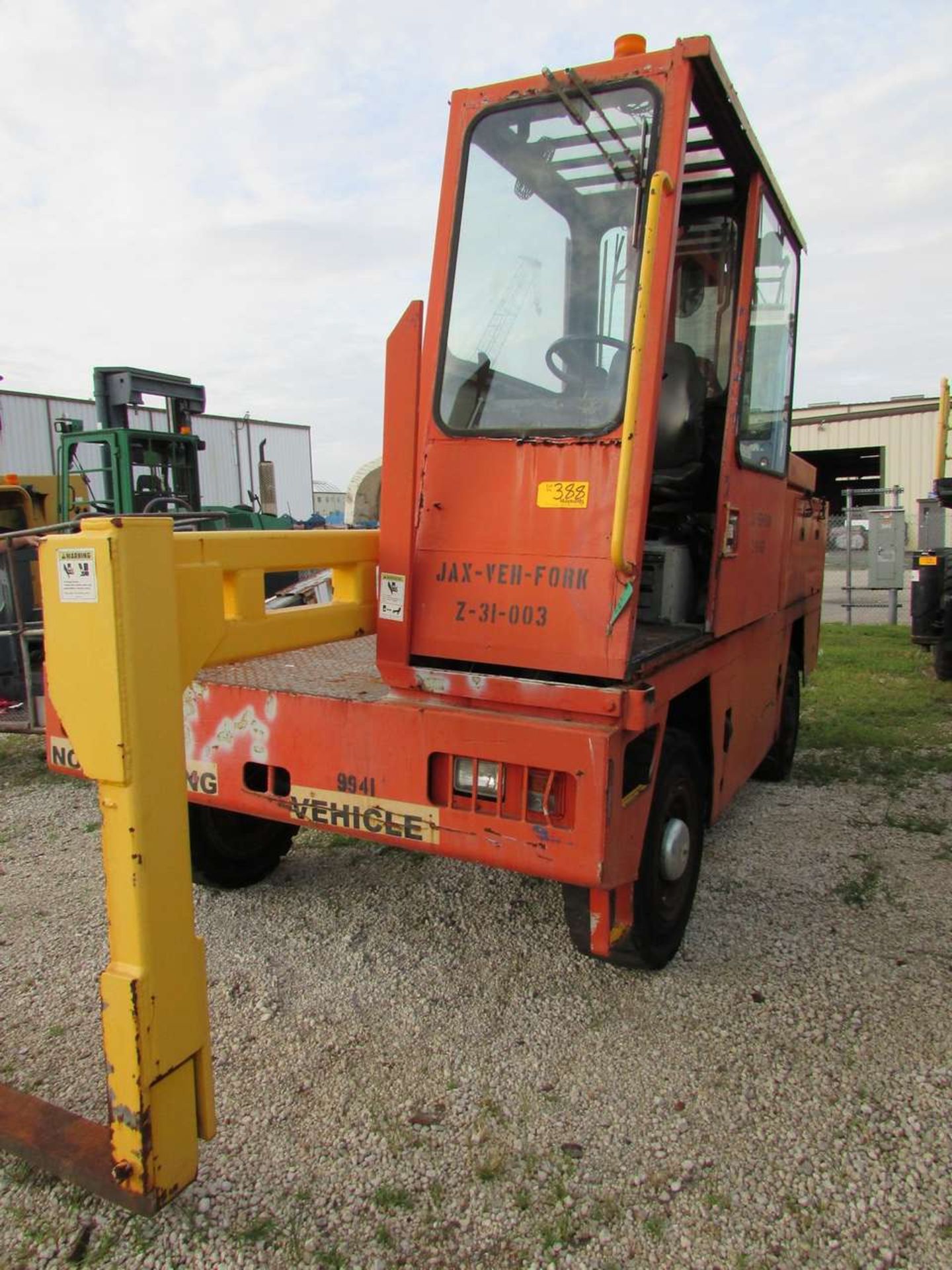 1997 Boss 567-5C2 Side Loading Fork Truck - Image 3 of 17