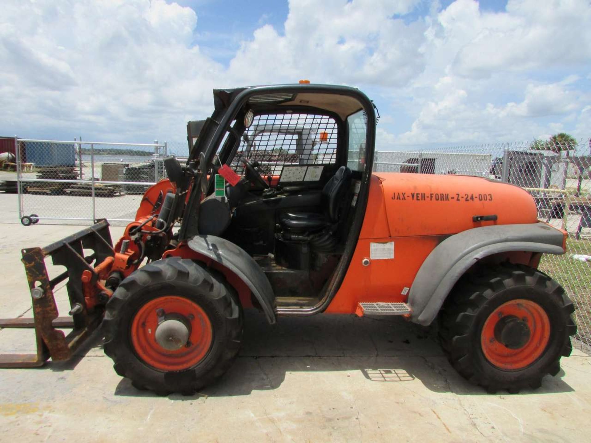 2009 JCB 524 50 4WS Diesel Telescoping All Terrain Fork Truck - Image 4 of 13