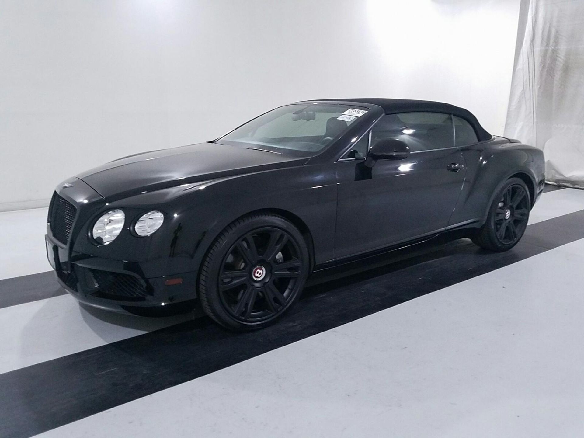 2013 Bentley Continental GT V8 Convertible, VIN: SCBGT3ZA5DC084262, Mileage: 18616